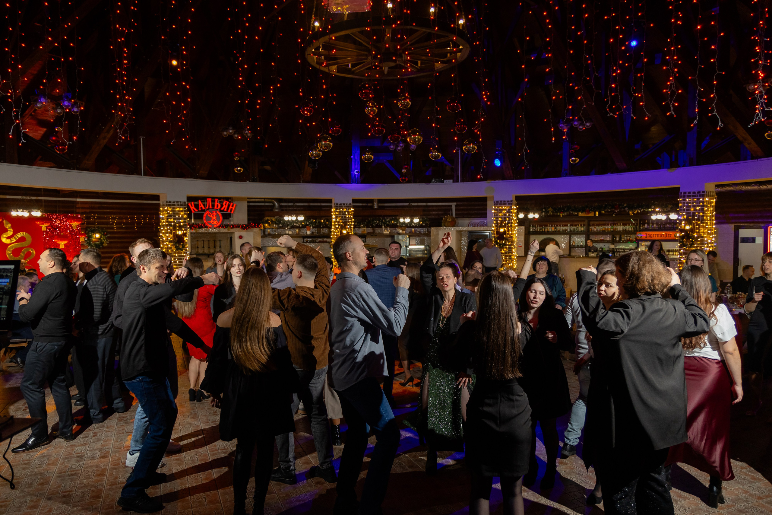 Корпоративная новогодняя съемка для логистической компании ИТА. Свадебный фотограф в Минске/Беларуси Сергей Спиридонов