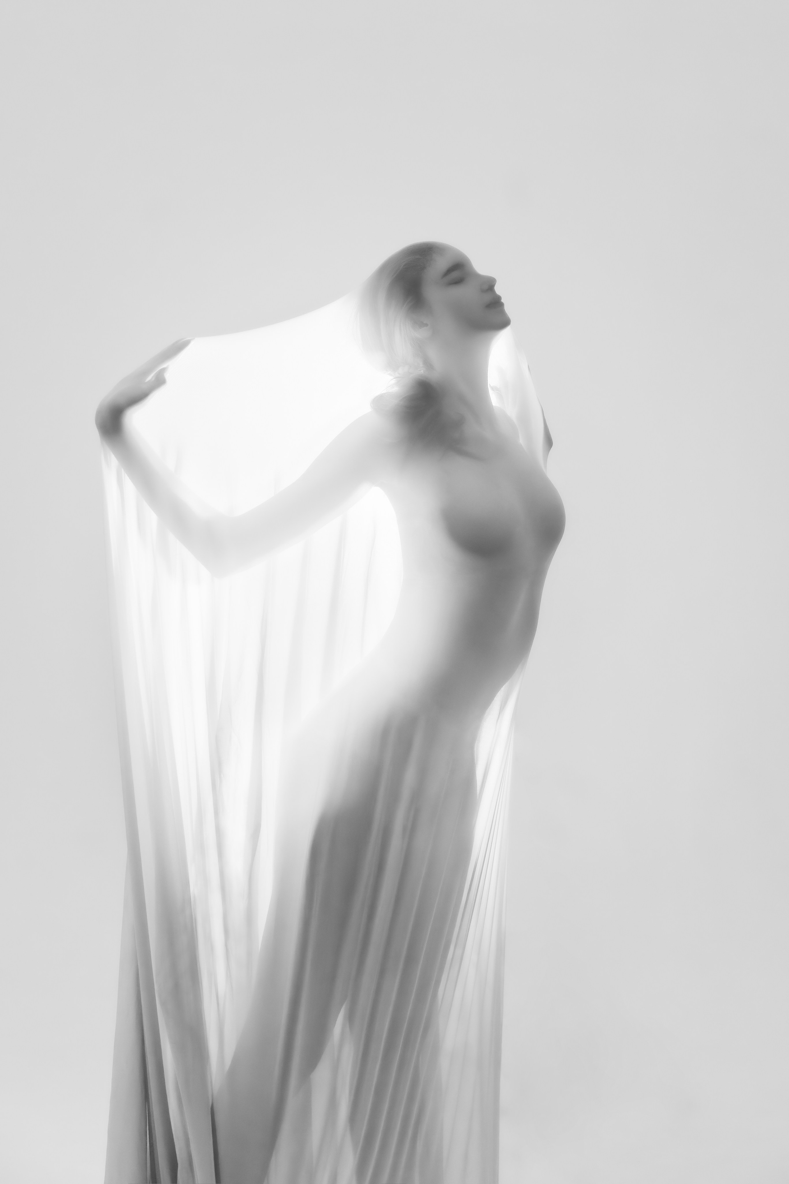 Вика. Паша Страхов — фотограф