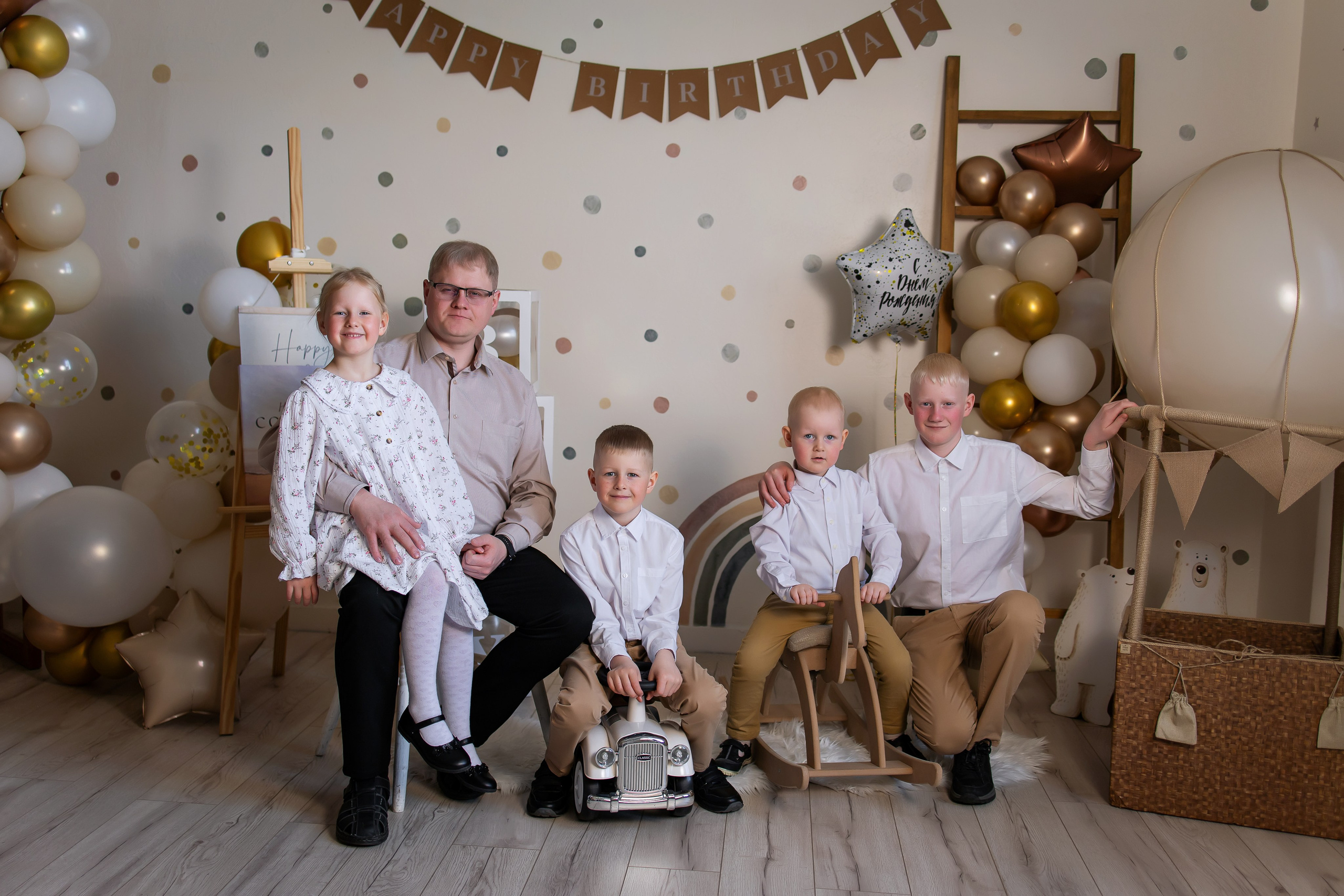 Ваши фотографии (2026 г.). Интерьерная фотостудия Background в Омске