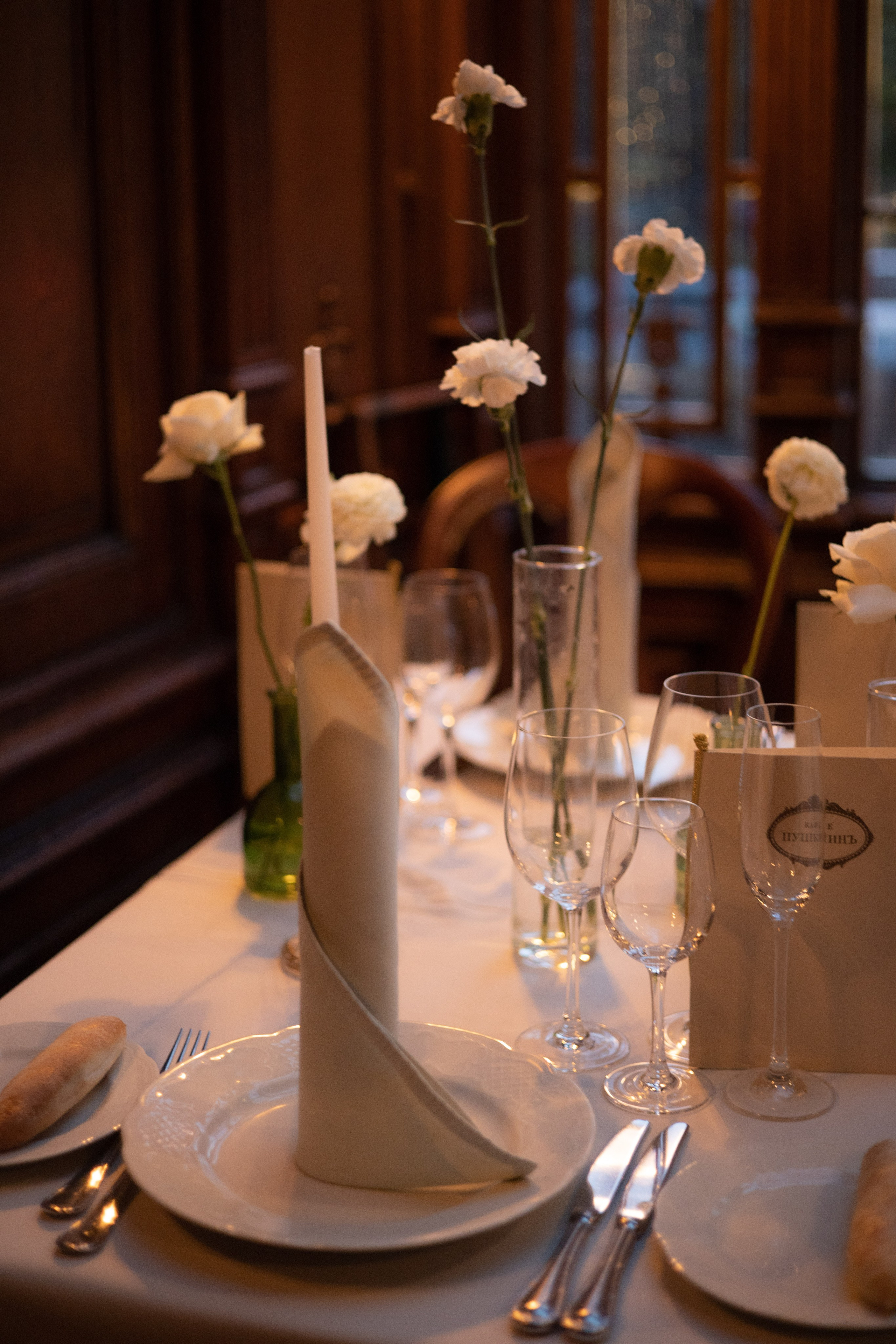 Лола & Иван. Ресторан «Пушкинъ». Оформление свадеб, декор свадеб Вера Маркова, Москва