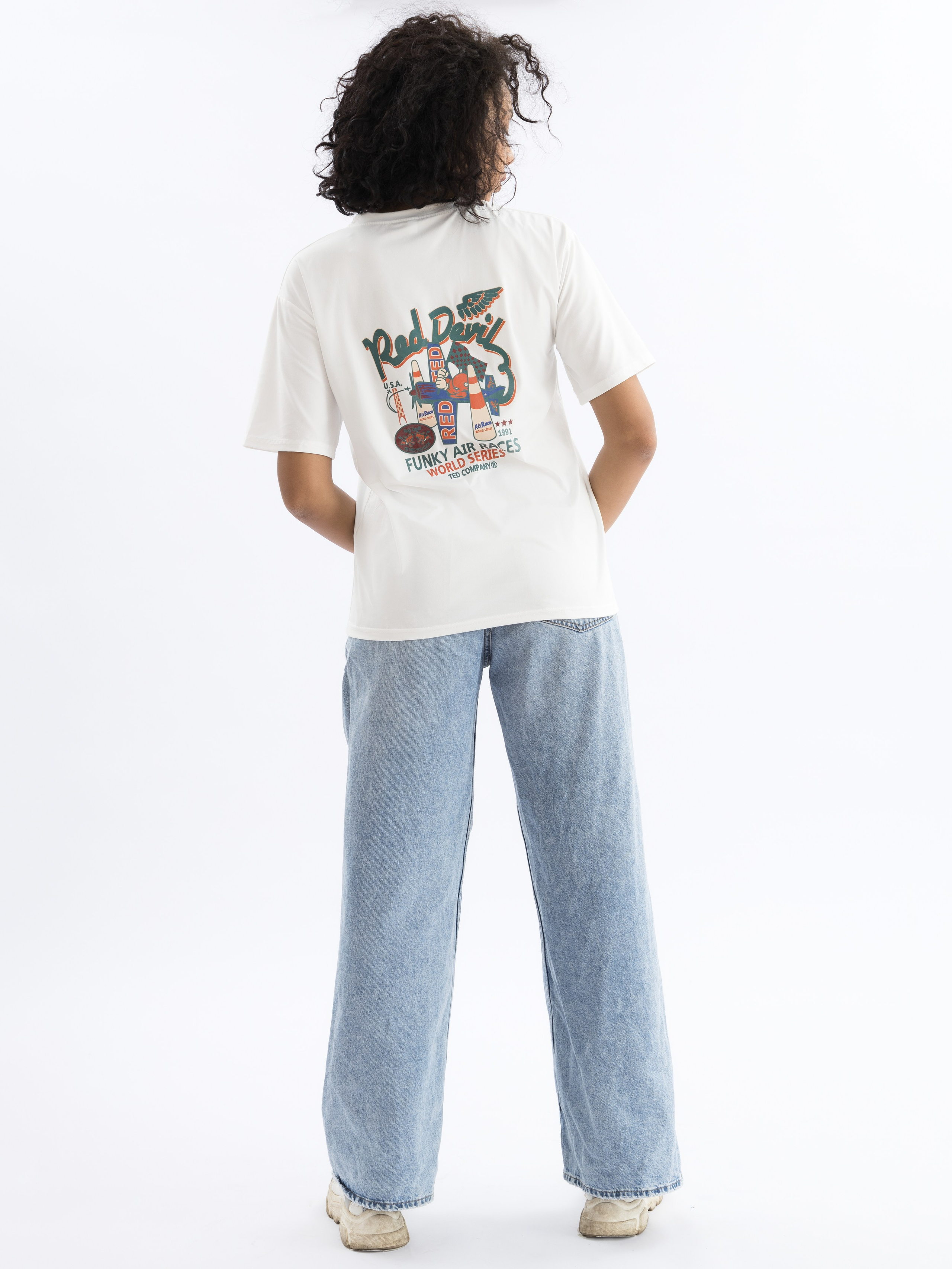 Одежда. Предметная фотосъемка в Алматы. Предметный фотограф для маркетплейстов Артур Ахмадиев