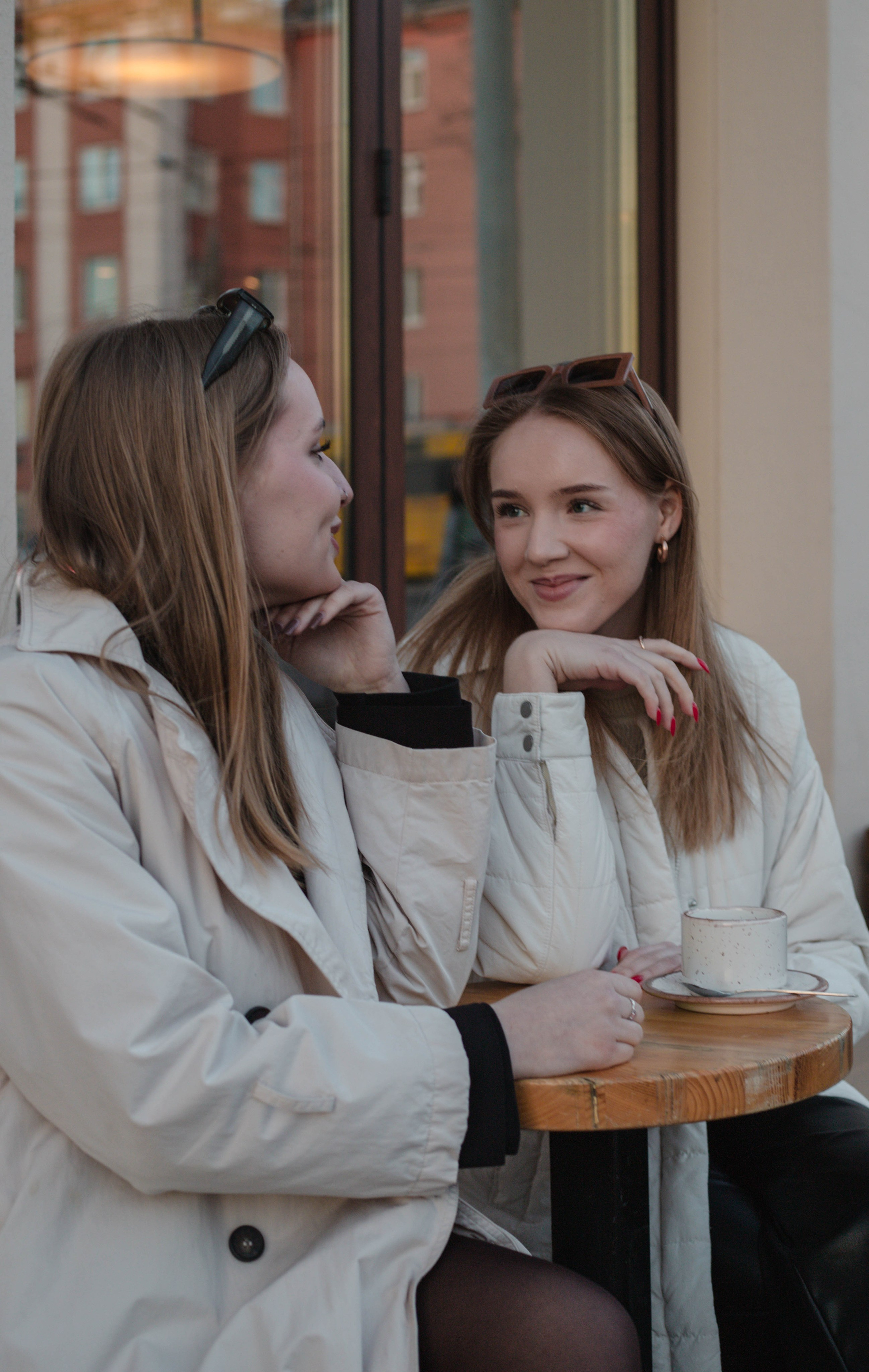 Даша и Настя