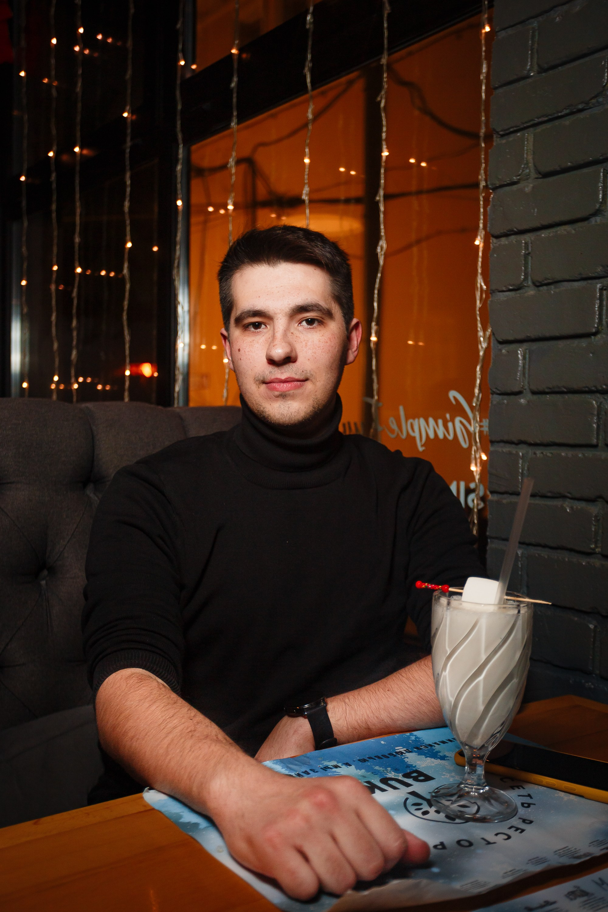 Simple Saturday_Simple Bar_Симферополь_21.12.2024. Аминов Руслан | Фотограф