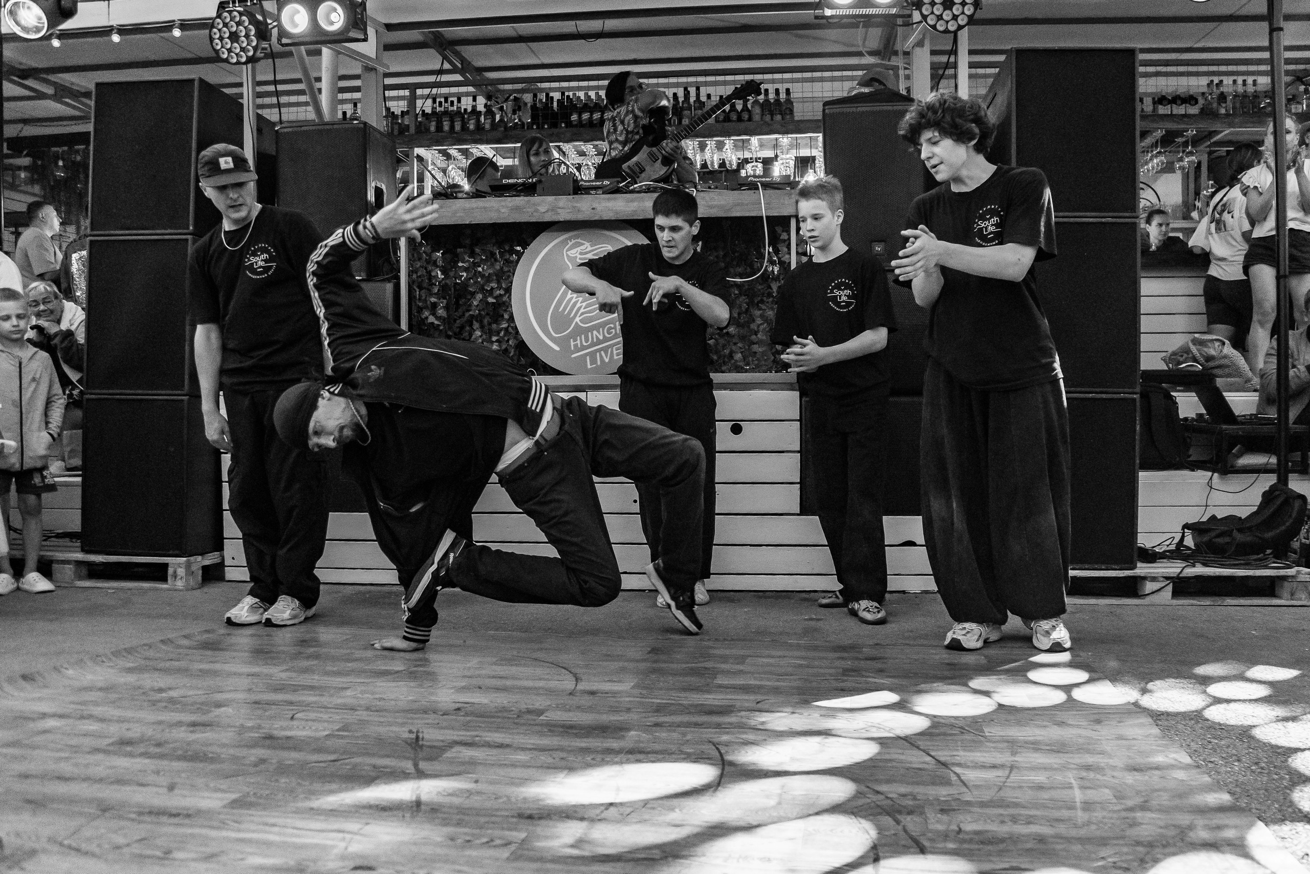 Открытие сезона в HUNGRY BIRD_Симеиз_Крым_14.06.2025. Аминов Руслан | Фотограф