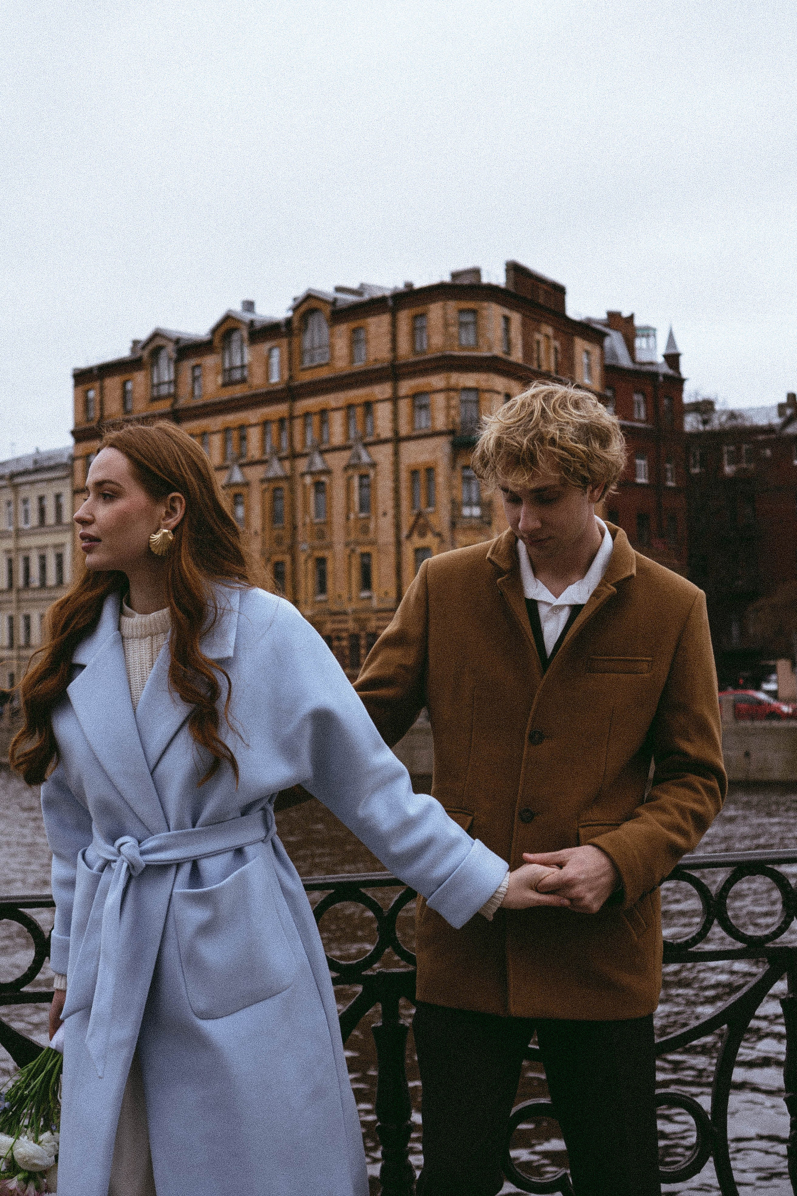 СВАДЕБНАЯ СЬЕМКА В ОТЕЛЕ. СБОРЫ ЖЕНИХА И НЕВЕСТЫ И ТАКЖЕ ТОР И ПОДГОТОВКА К ПРОГУЛКЕ И ПРОГУЛКА ПО ПЕТРОГРАДКЕ. Профессиональный фотограф, Санкт-Петербург — Виктория Богомолова