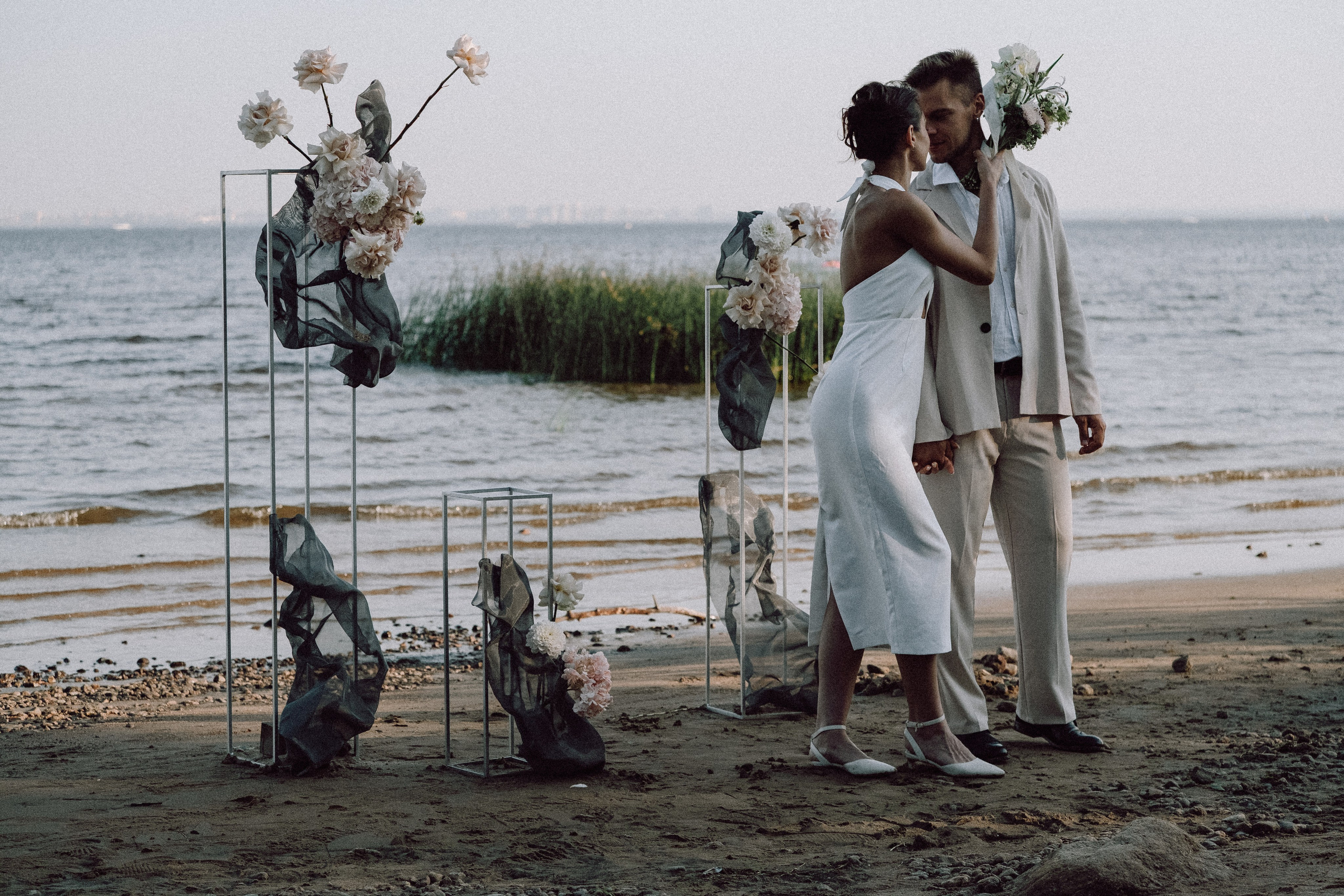 СВАДЕБНАЯ ФОТОСЕССИЯ ВЫЕЗДНОЙ ЦЕРЕМОНИИ (ФИНСКИЙ ЗАЛИВ). Профессиональный фотограф, Санкт-Петербург — Виктория Богомолова