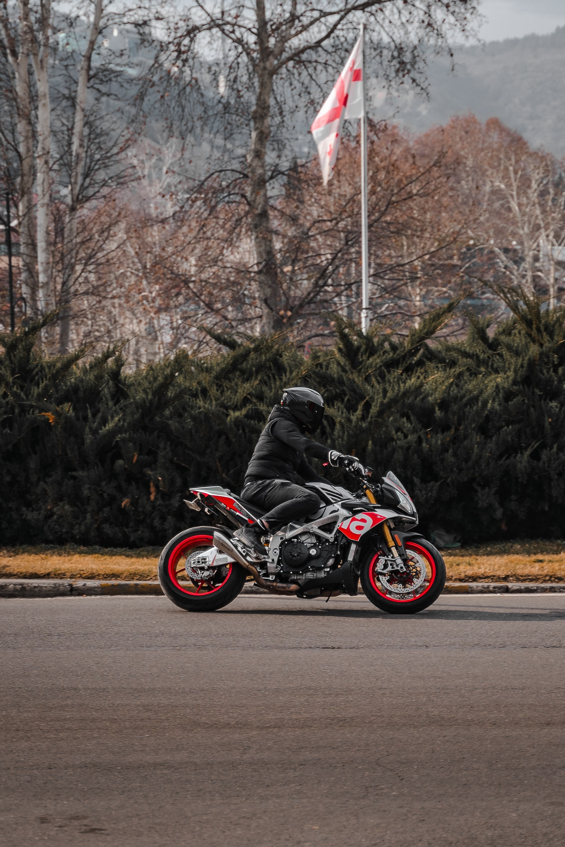 Aprilia Tuono V4 Factory. Автомобильный и просто лучший фотограф в Сочи Nikita No Name