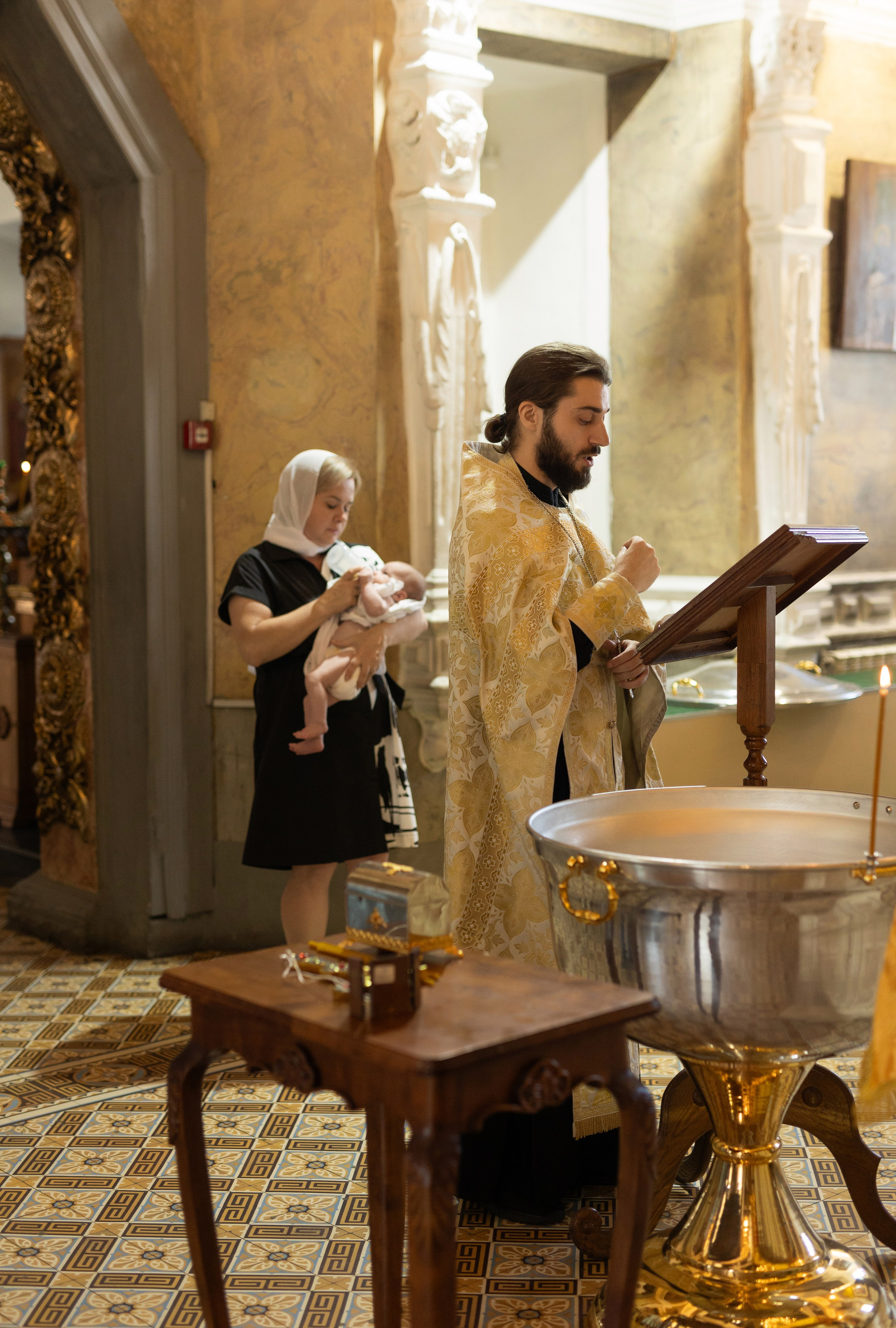 Крещение Александры. Фотограф в Нижнем Новгороде, Дзержинске Олеся Хозяева