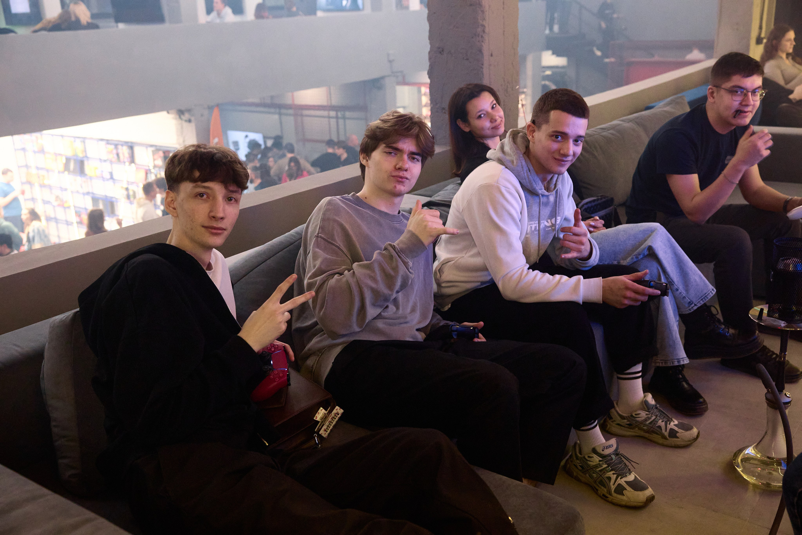 Открытие лаунж-кафе Pereplёt. 18+. Предметный и репортажный фотограф Алексей Кротов