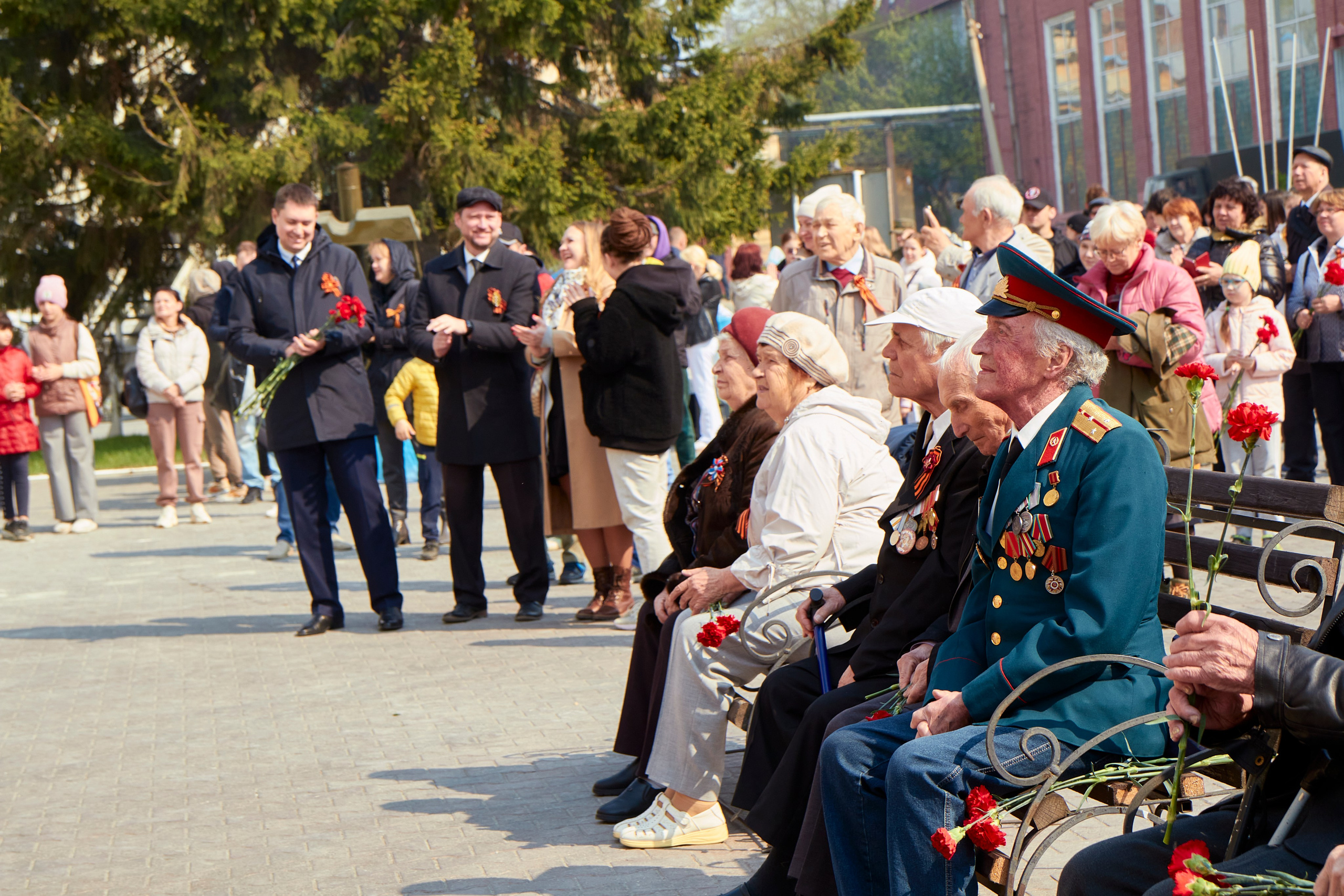 9 мая, Уралхиммаш. Предметный и репортажный фотограф Алексей Кротов