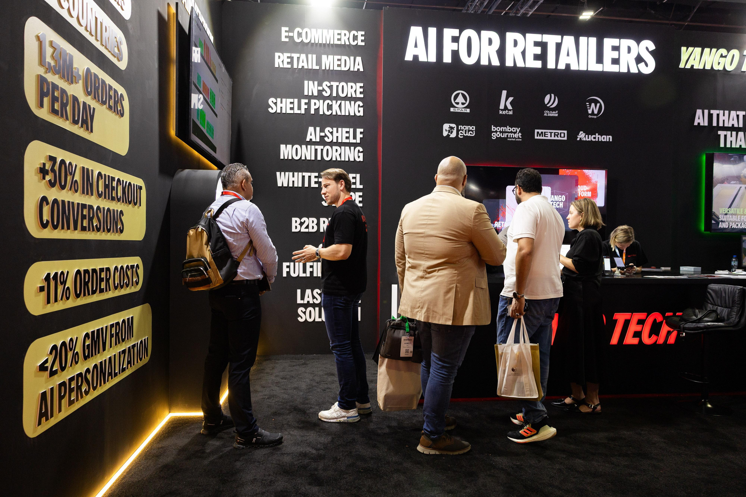 Conferences and expo photoshoot. Professional event photographer Ruslan Davletberdin