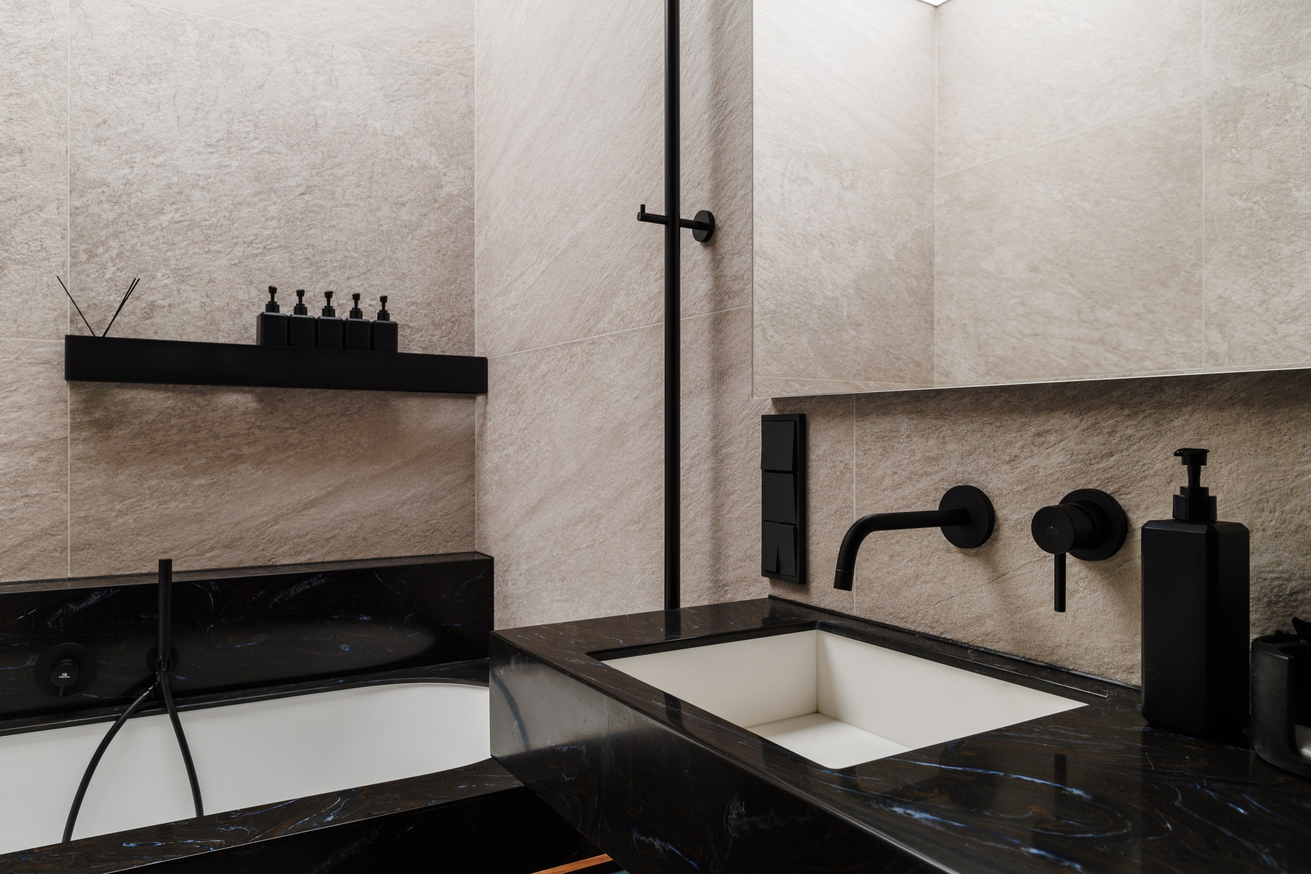 Apartment of 100 sq.m in the residential complex Vander Park. Commercial photographer | Anton Ermakov