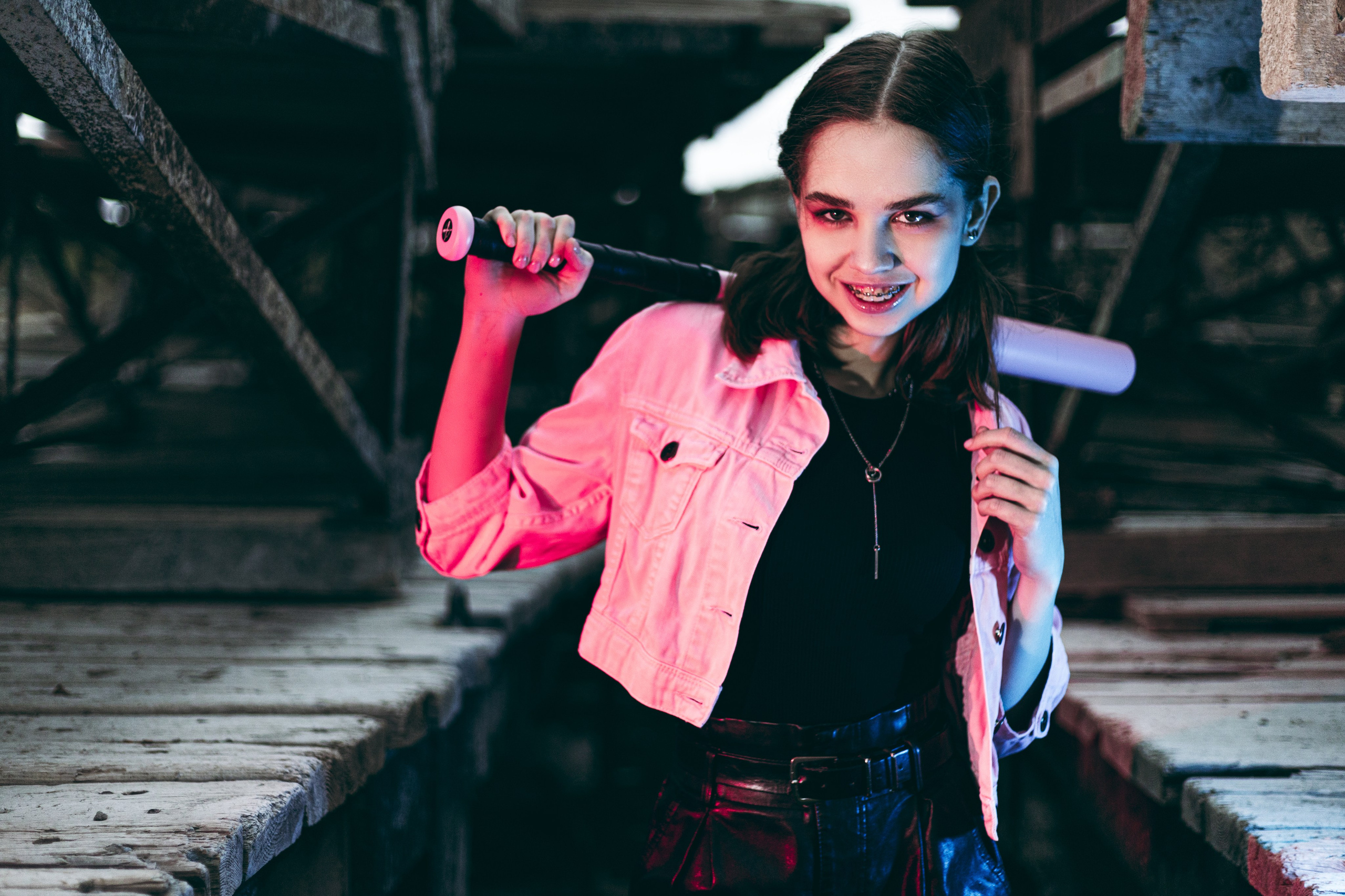 Алина, бита, цепь. Фотограф, Таганрог, Руслан Степущенко