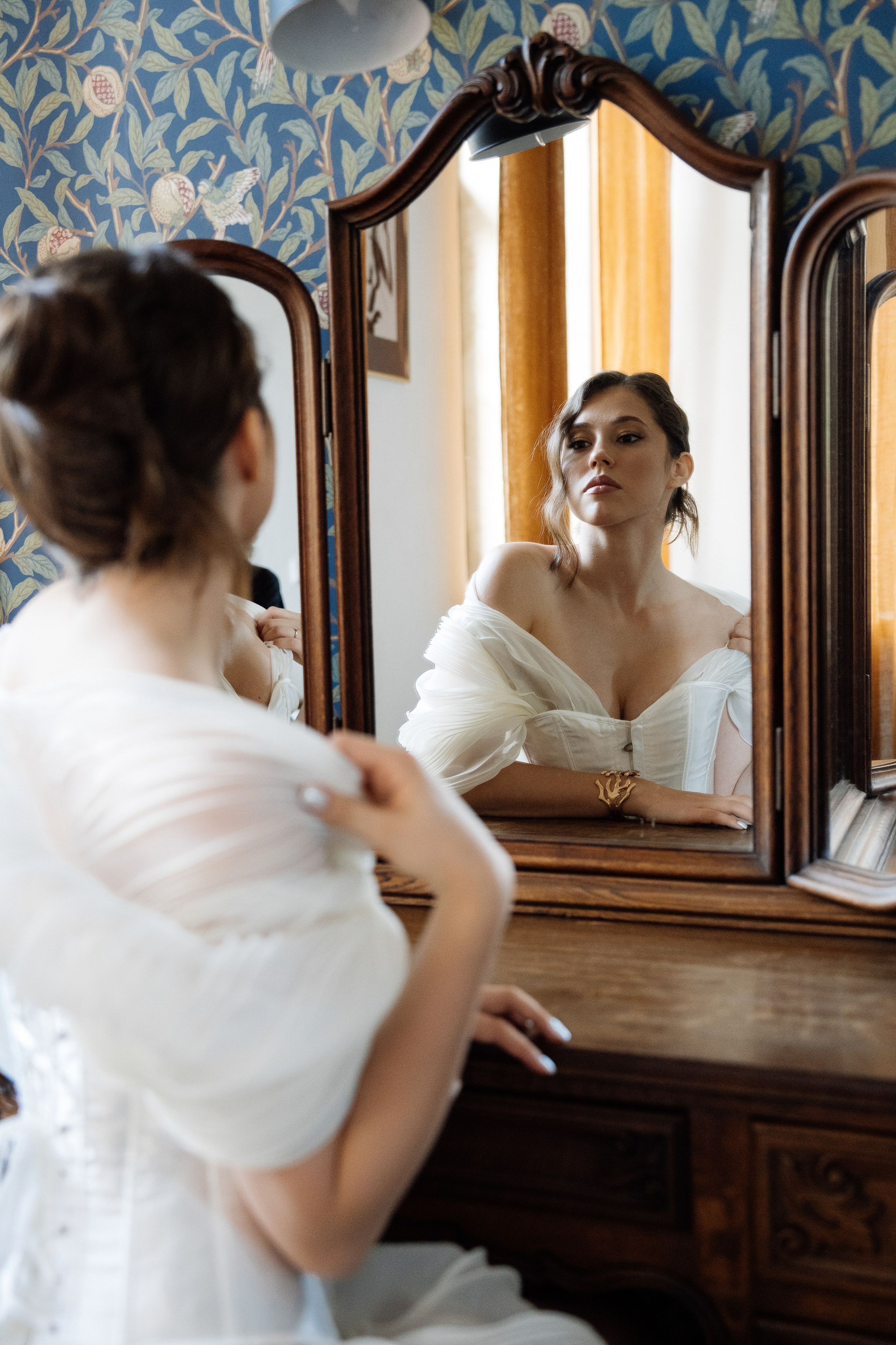 Оранжевая свадьба в гребешках. Свадебный фотограф организатор в Санкт-Петербурге Ассоль Опарина