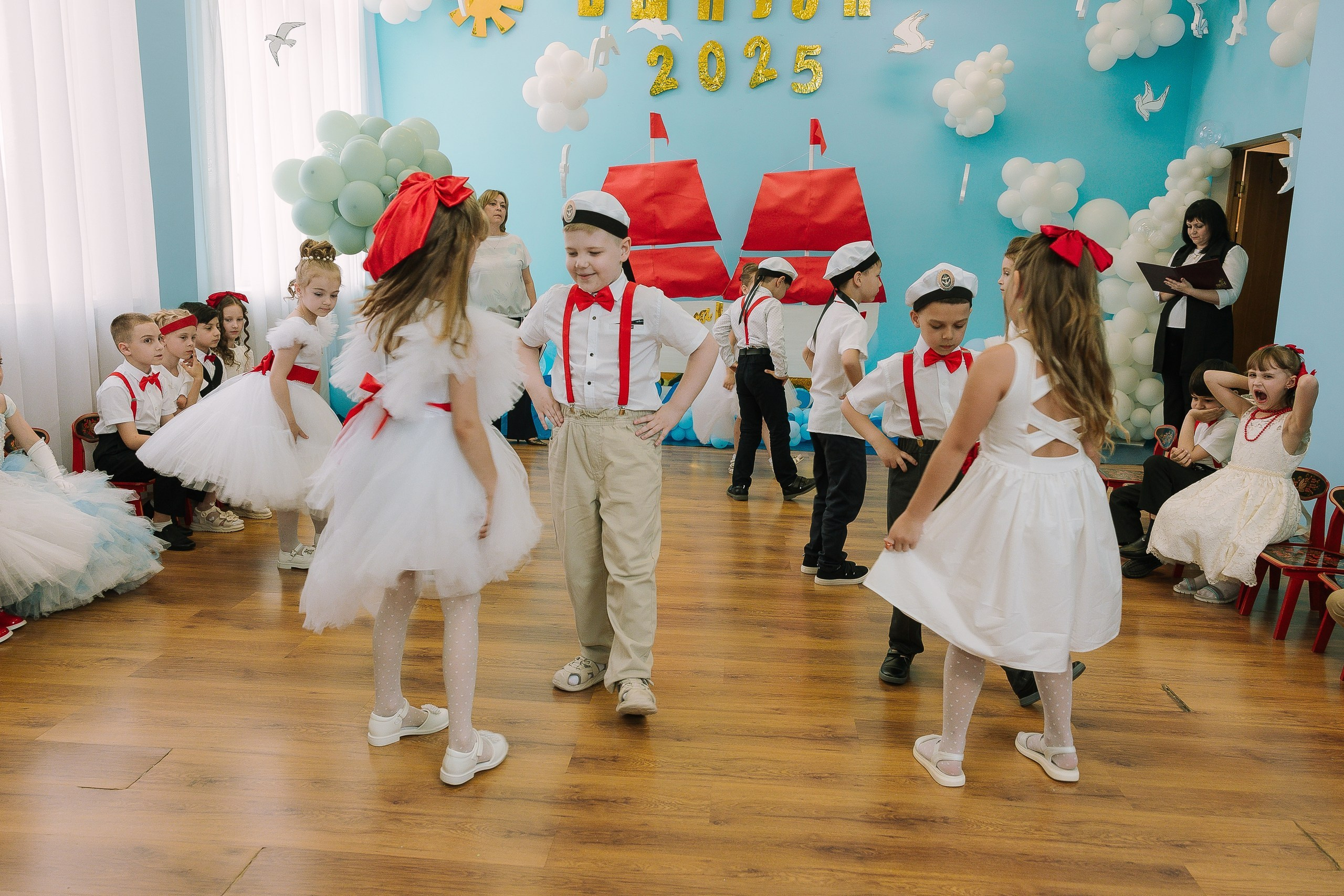 Выпускной 10 ДС. Выпускные альбомы Натальи Бутко: Новороссийск, Анапа, Геленджик