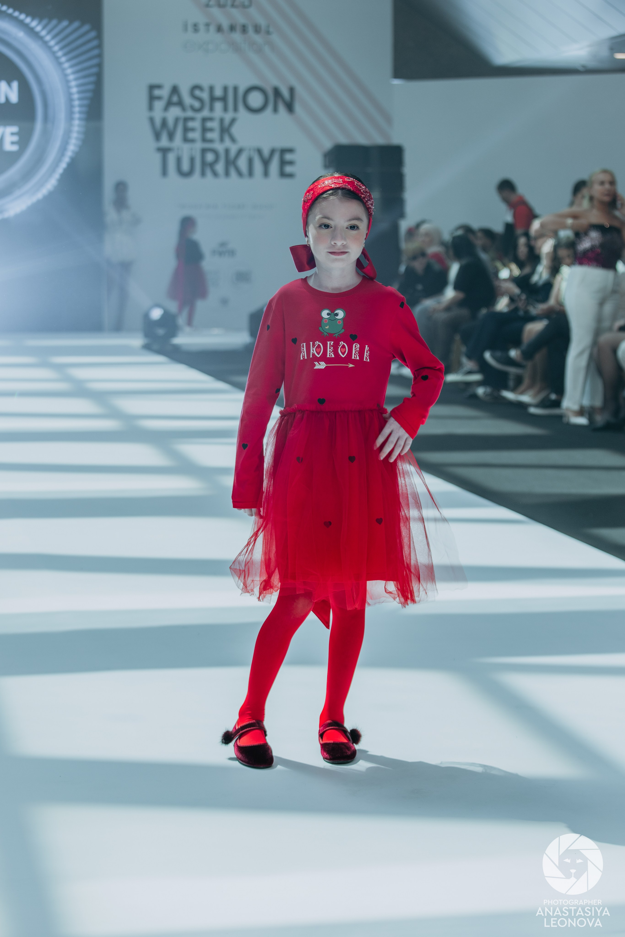 Fashion Week Türkiye [spring, 2025]. Anastasia Leonowa