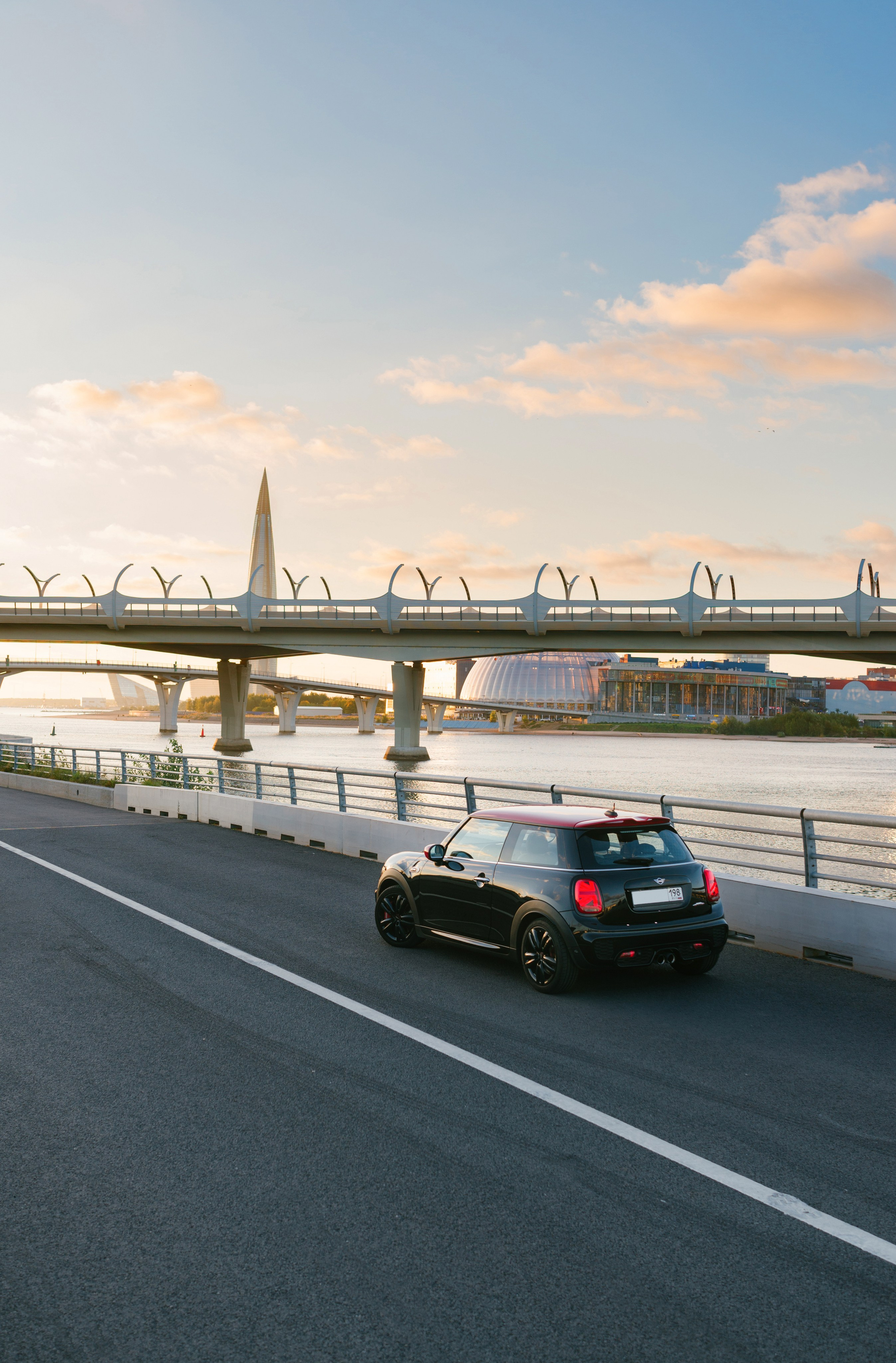 Автомобили. Фотограф Михаил Дементьев