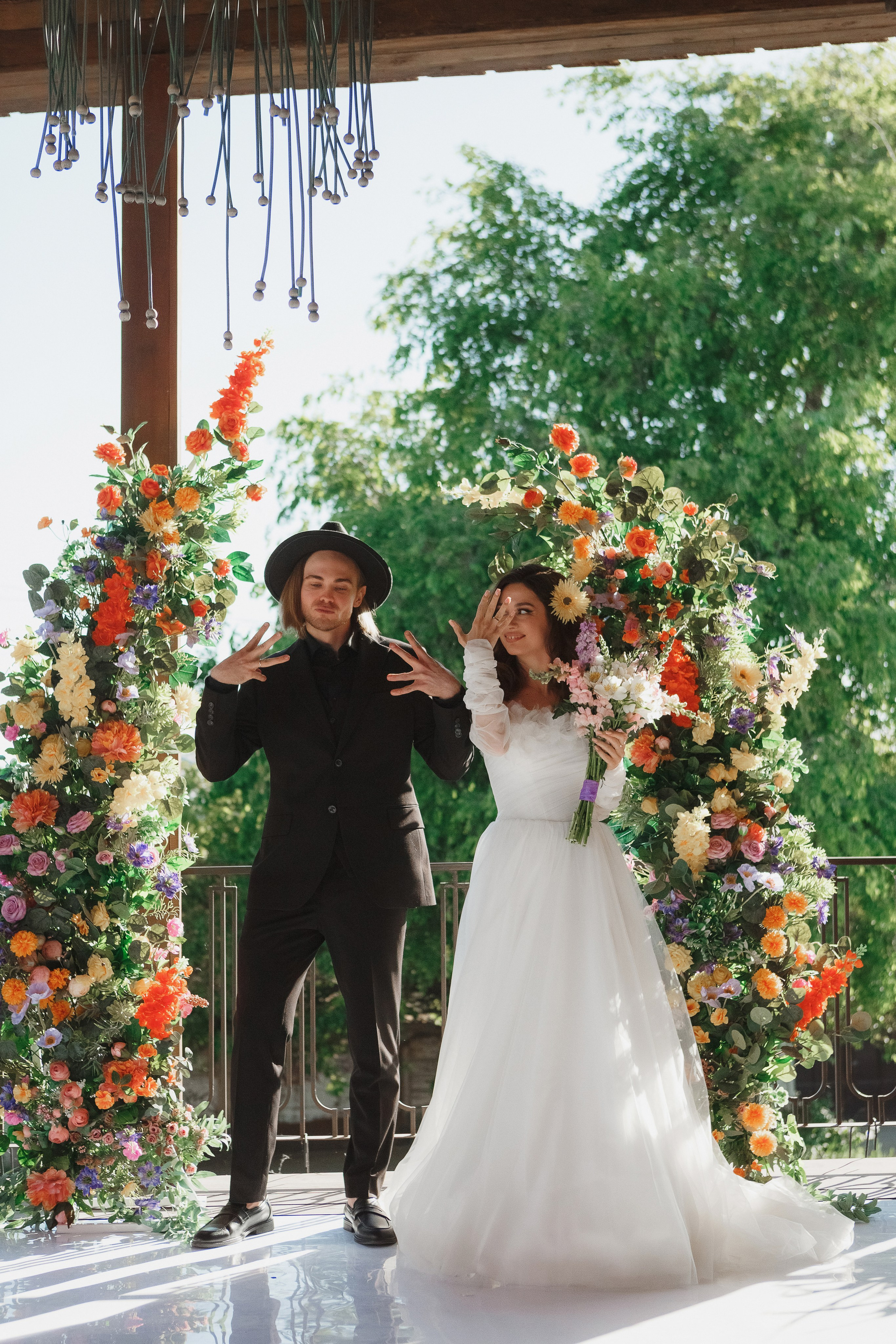 Свадебная фотосессия Михаила и Валерии на Чеховской набережной. Свадебный и семейный фотограф в Таганроге Бакарюк Антон