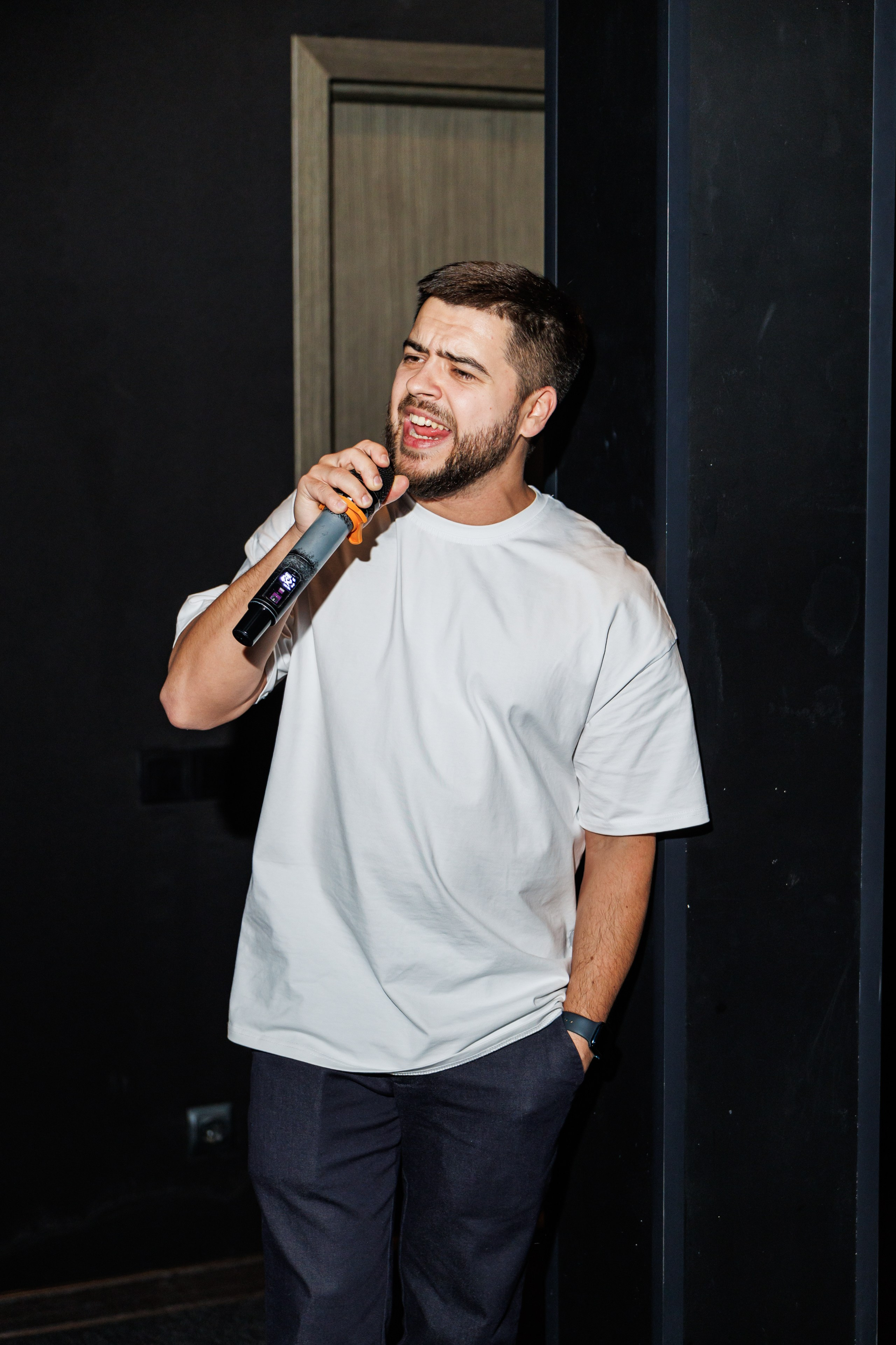 Вечеринка в караоке. Фотограф в Москве Дмитрий Емельянов