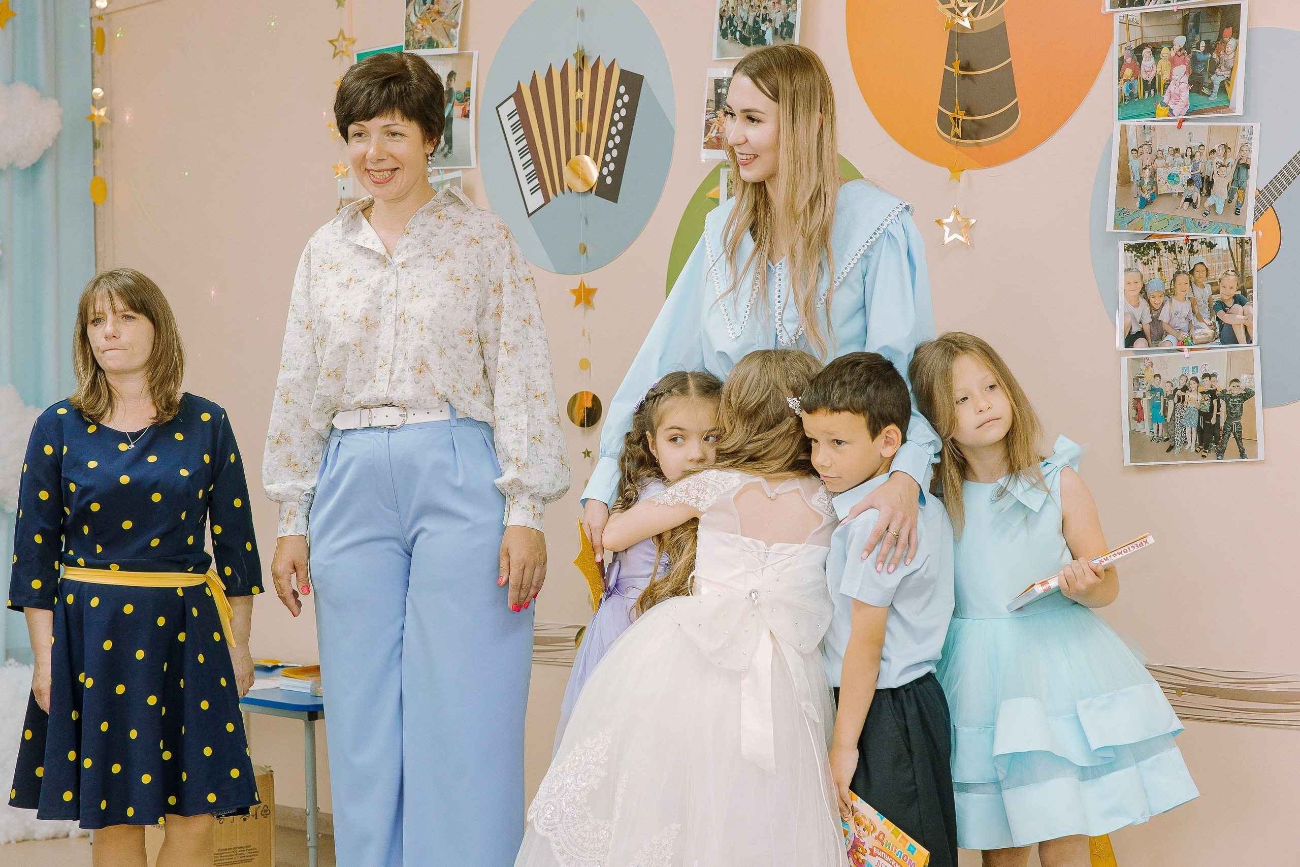 Выпускной в ДС -29. Выпускные альбомы Натальи Бутко: Новороссийск, Анапа, Геленджик