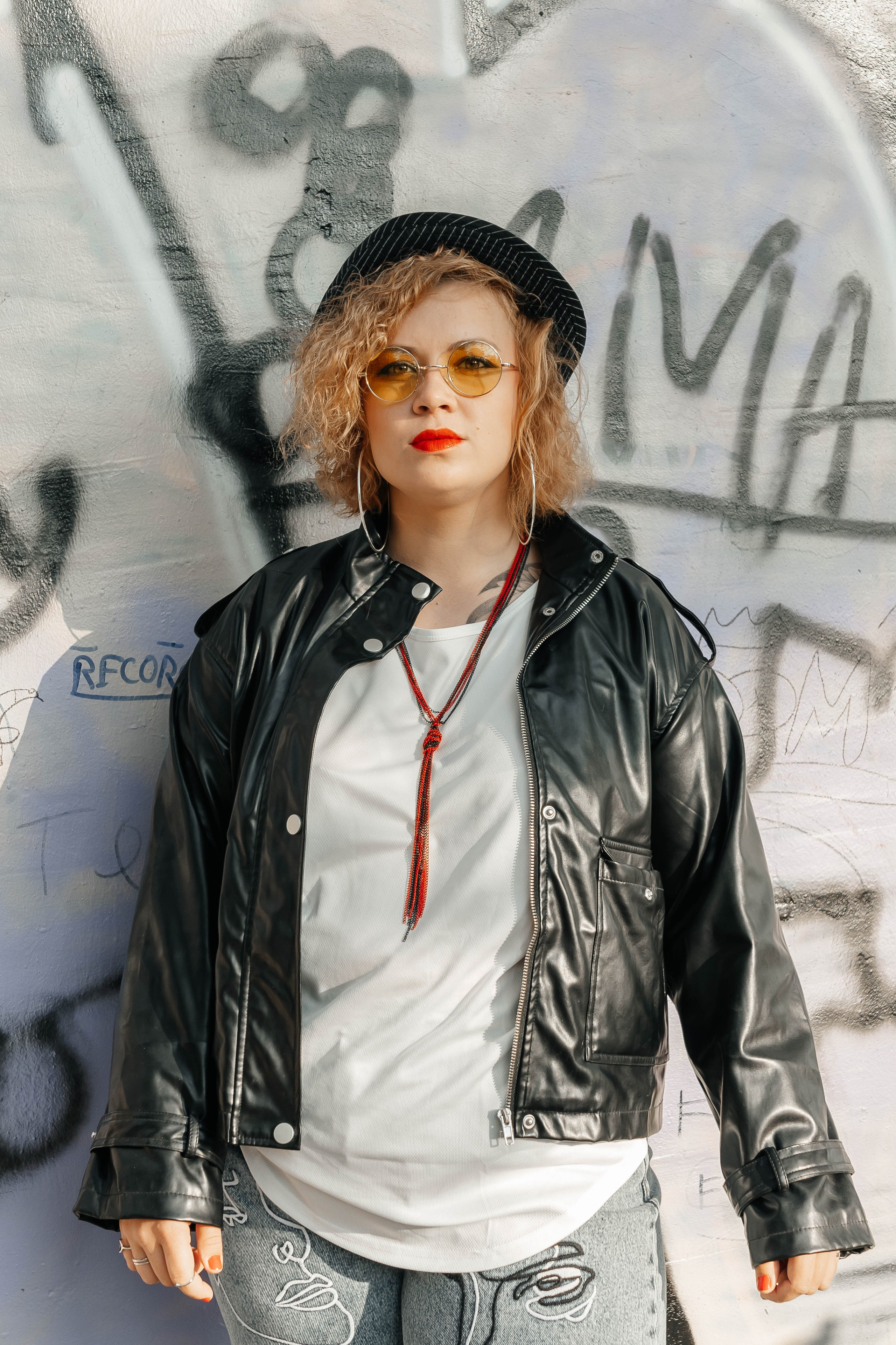 Рок-н-ролл прогулка. Предметный фотограф в Горячем Ключе Вера Швец