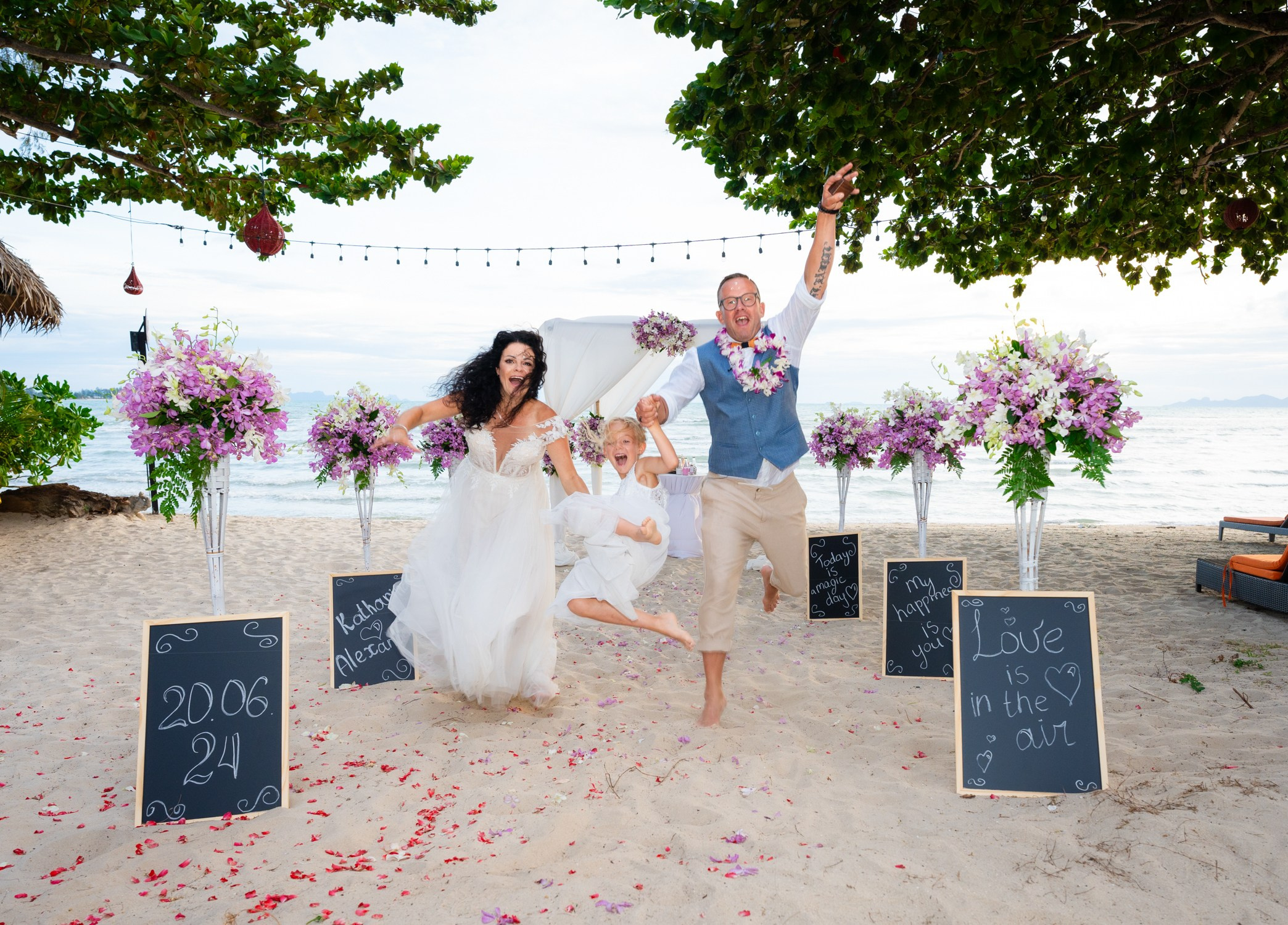 Mariage sur la plage. Mariage à Koh Samui, en Thaïlande. Whatsapp: +66 94 3 650 301