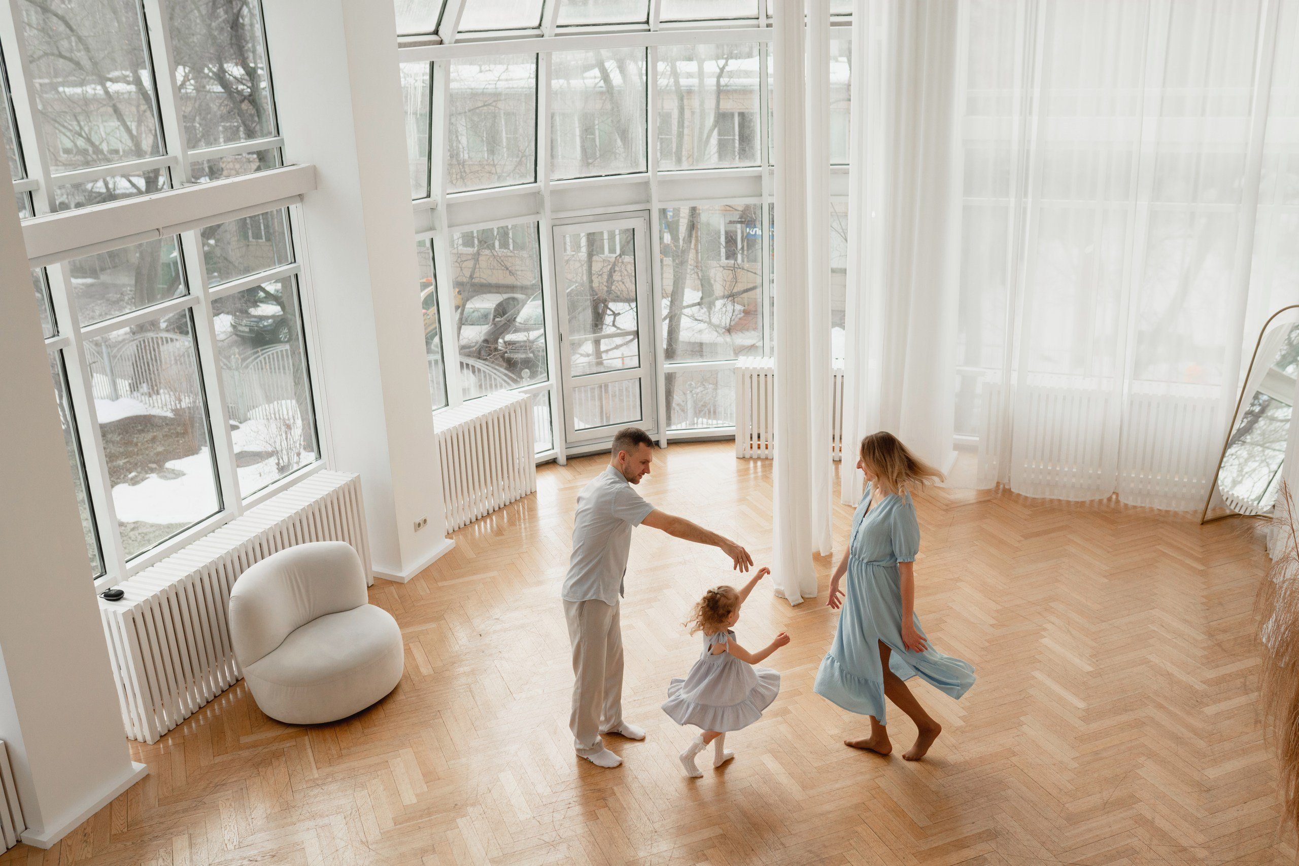 Анна, Андрей и Алиса в студии. Семейный фотограф в Москве Лилия Лебедева