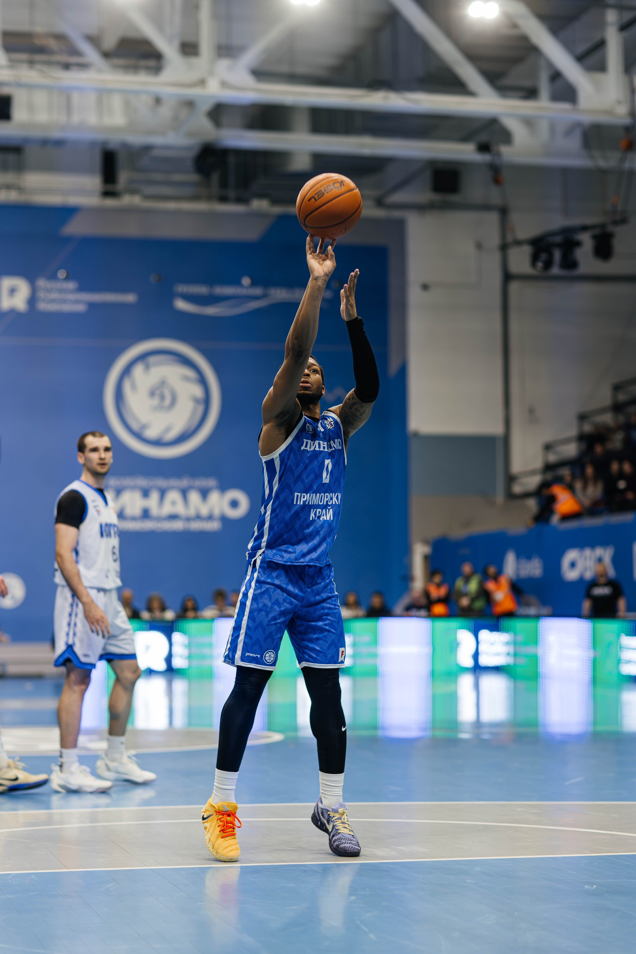 Баскетбол — Динамо. Репортажный и свадебный фотограф во Владивостоке Максим Цой