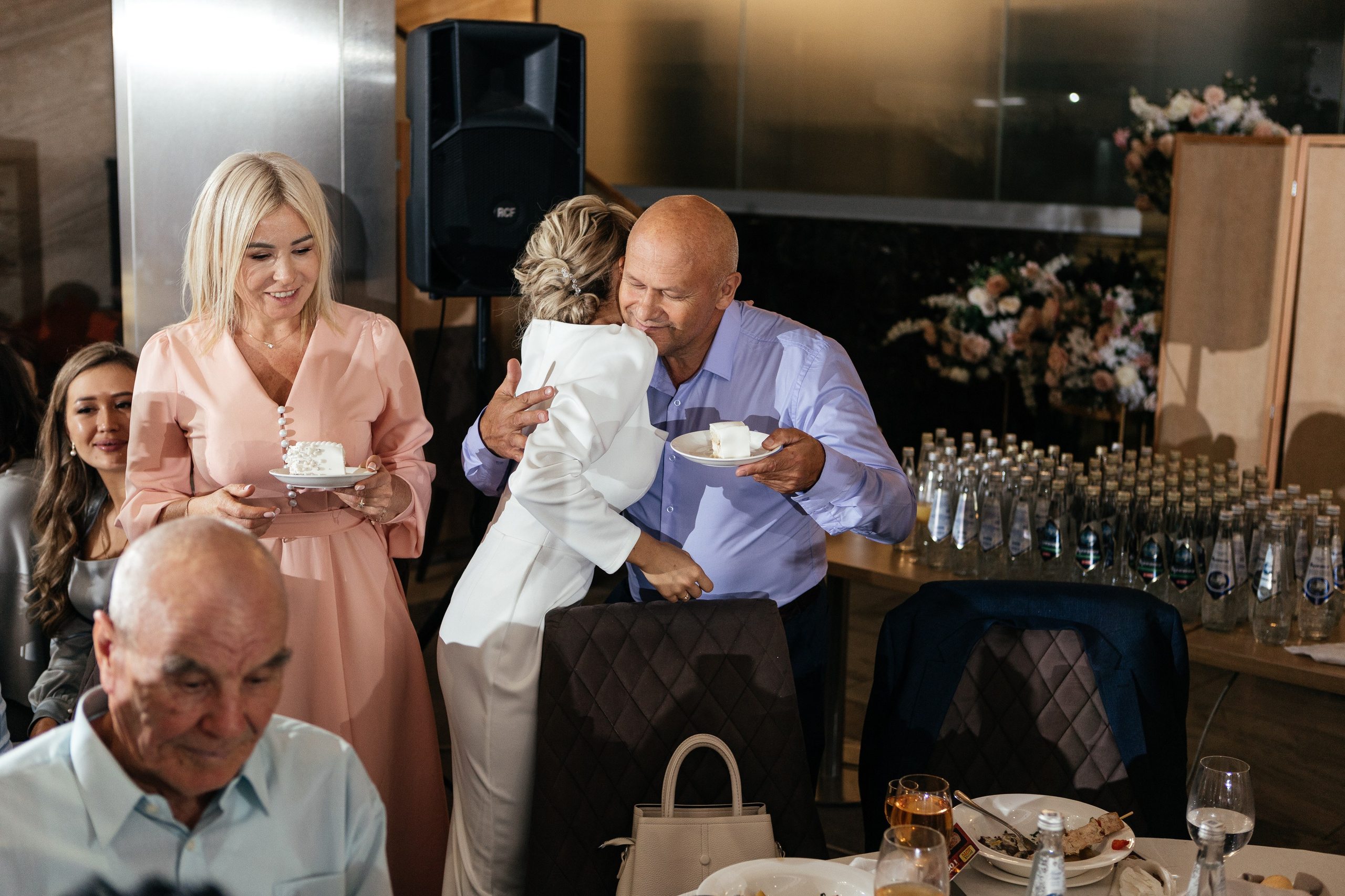 Свадебный фотограф Уфа — Руслан ГабдлисламовЖивые эмоции, красивые кадры, воспоминания на всю жизнь.Работаю по всей Республике Башкортоста. Свадебный фотограф Уфа Руслан Габдлисламов