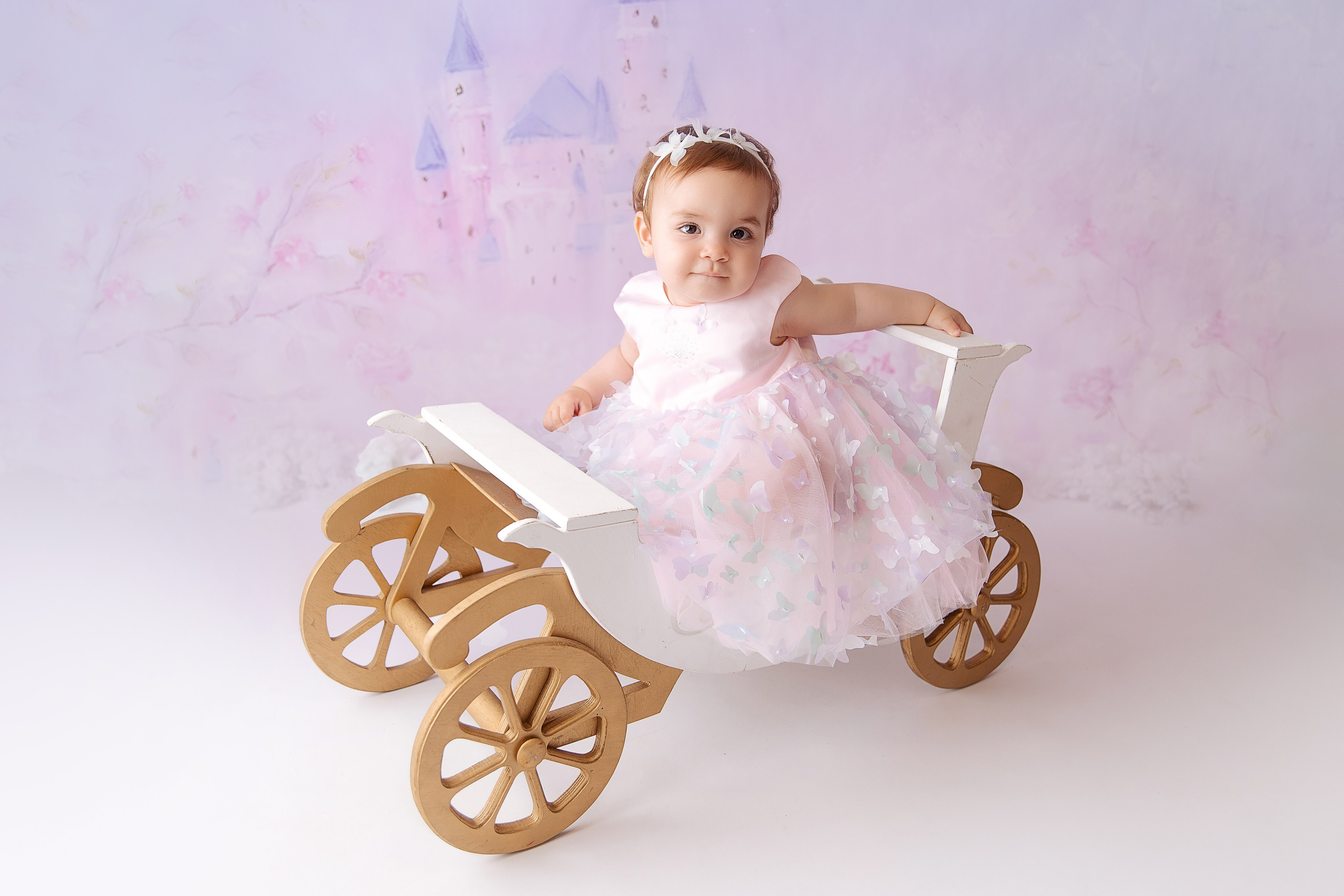 Тематические образы. Детский фотограф новорожденных Москва. годики под ключ. своя студия