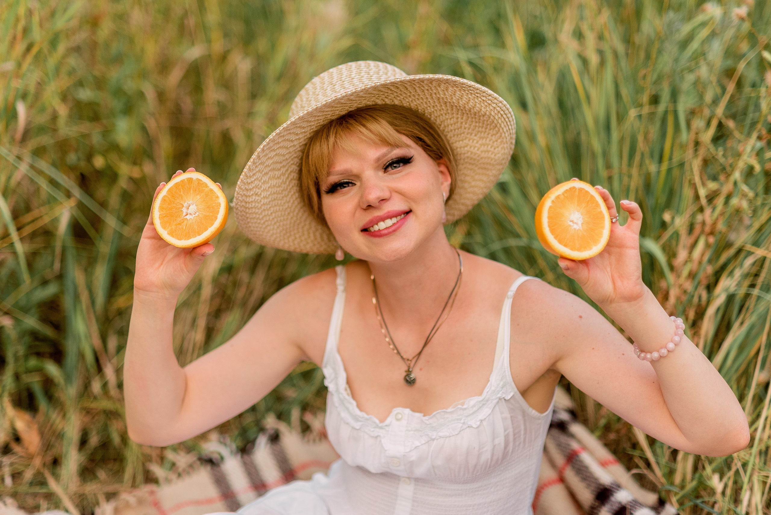 В поле. Фотограф Юлия Попова