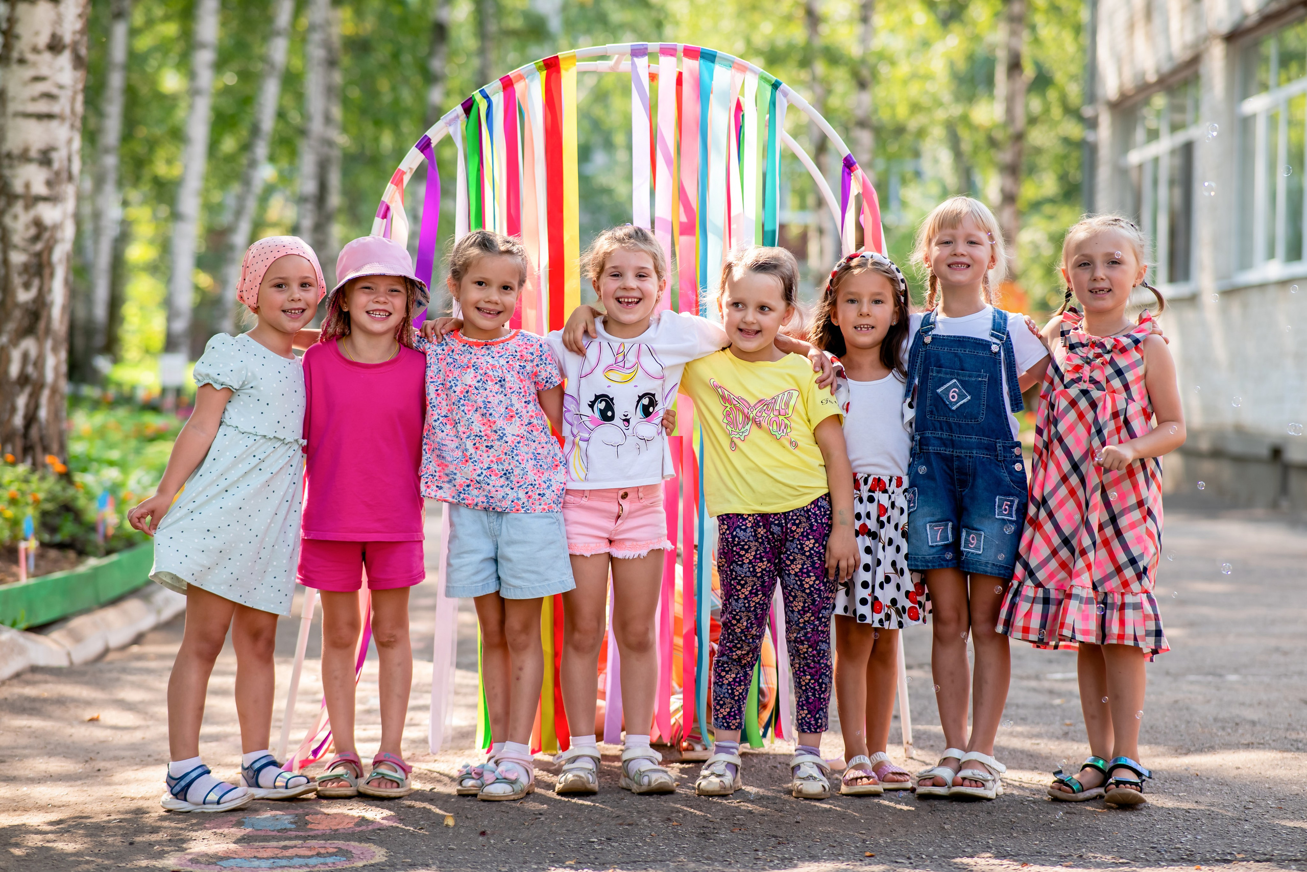 Детский сад. Фото. Современные выпускные альбомы. Воткинск