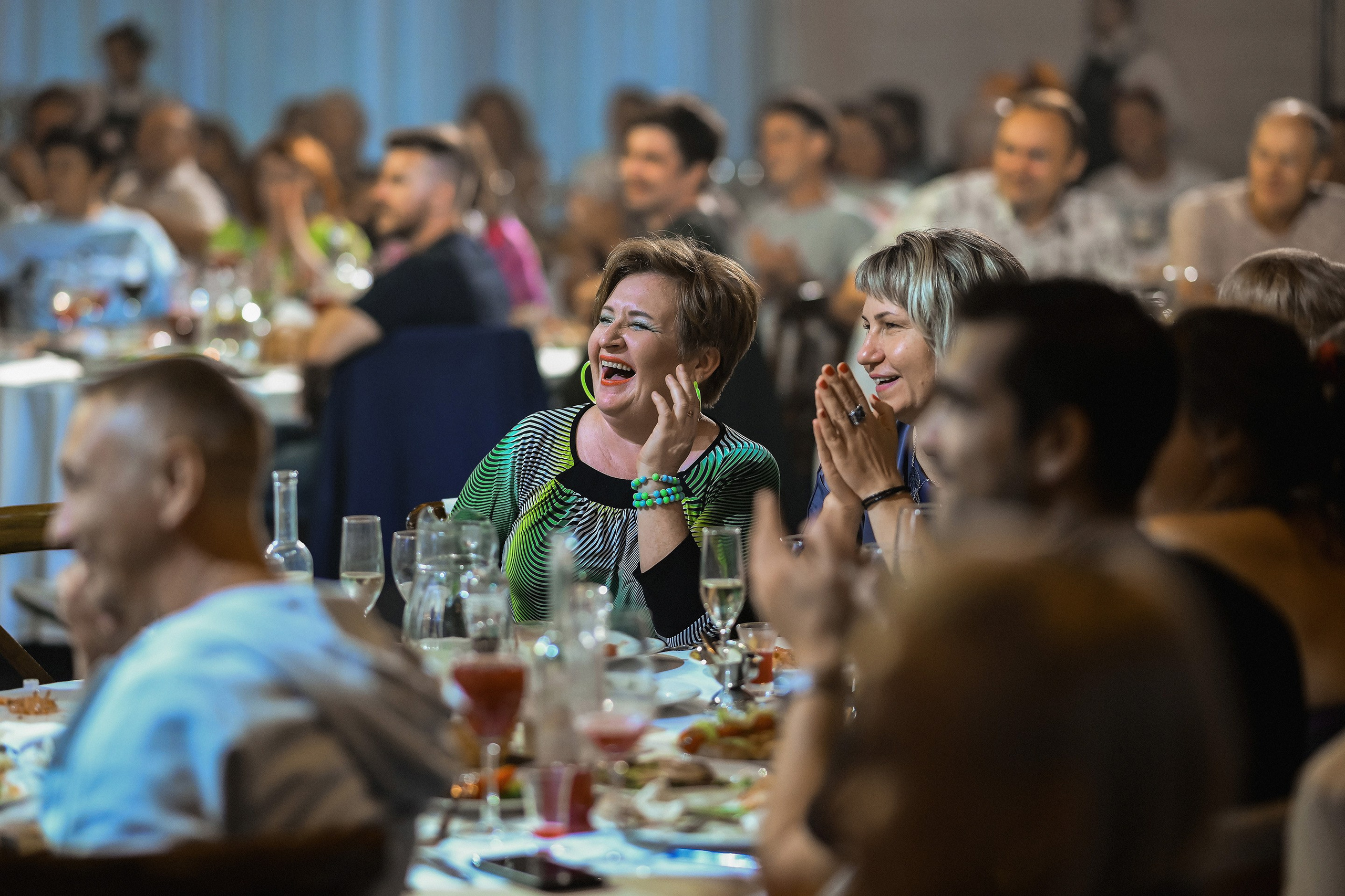 📸 Фоторепортажи с корпоративов и юбилеев в Красноярске | Примеры работ. 📸 Свадебный и семейный фотограф в Красноярске Тихомиров Евгений | 17 лет опыта | 800+ свадеб