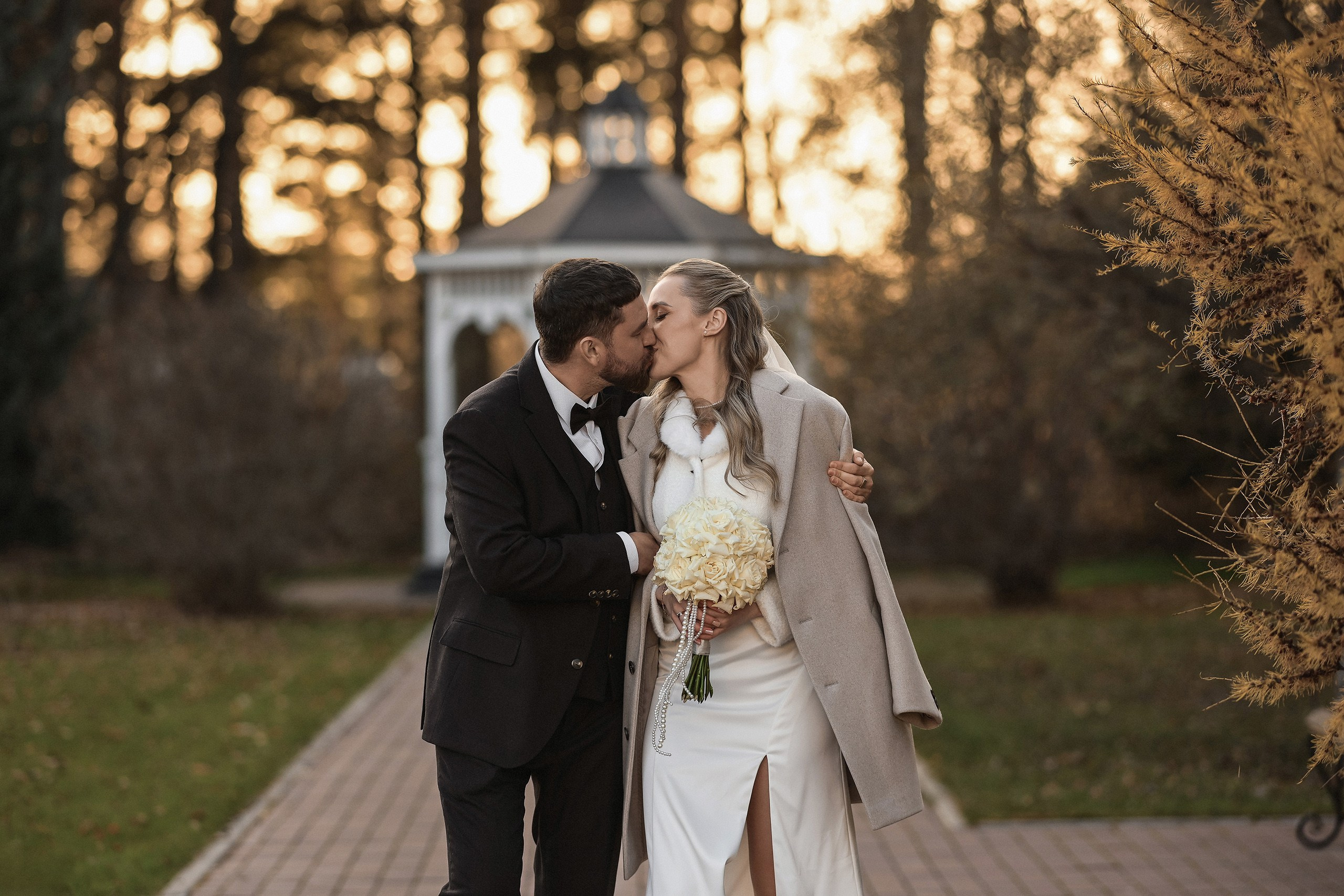 Утро невесты в отеле: идеальное начало свадебного дня. 📸 Свадебный и семейный фотограф в Красноярске Тихомиров Евгений | 17 лет опыта | 800+ свадеб