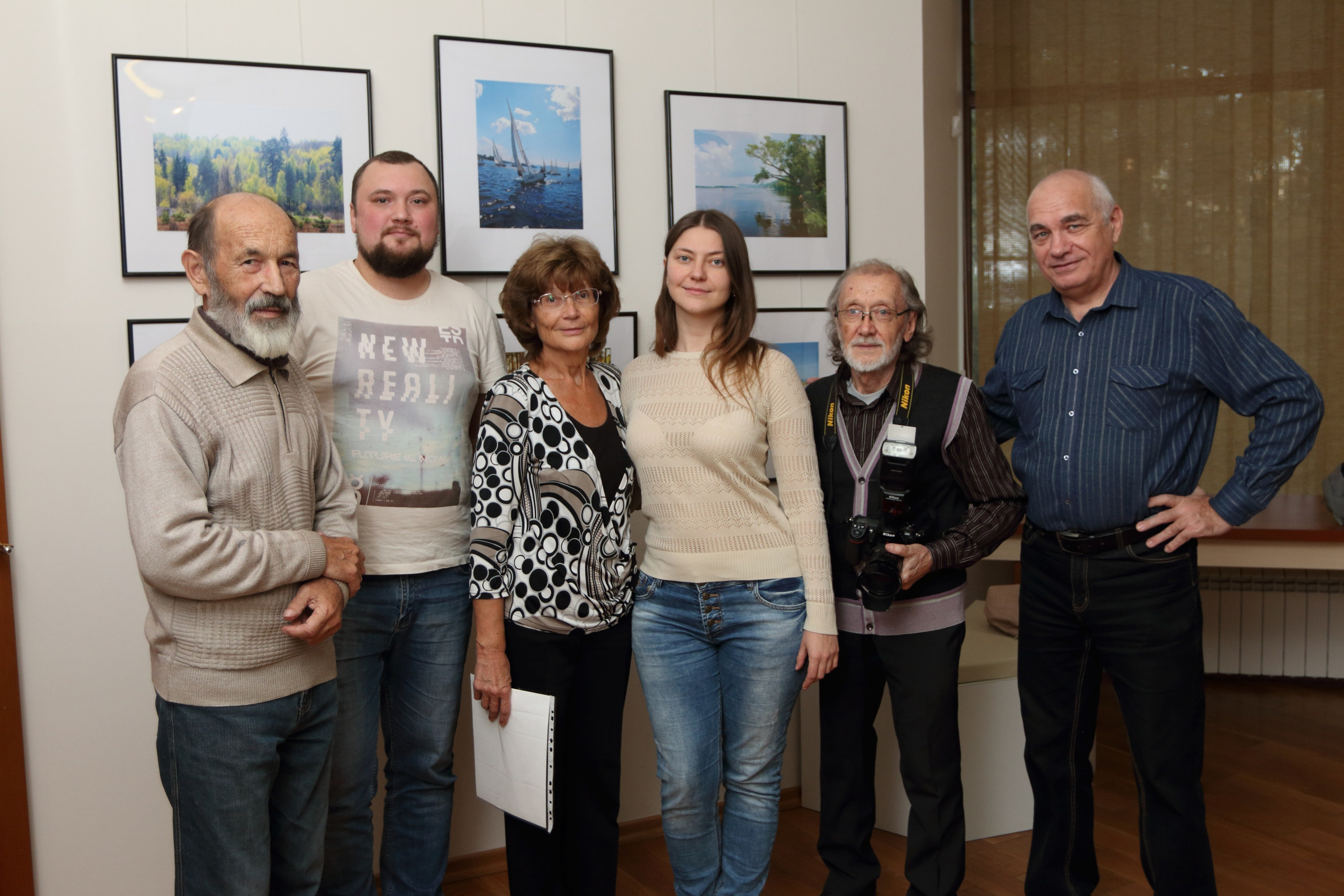 14.10.2018 Выставка «Собрание кадров». Развеска. Фотообъединение Самарского областного отделения Союза журналистов России