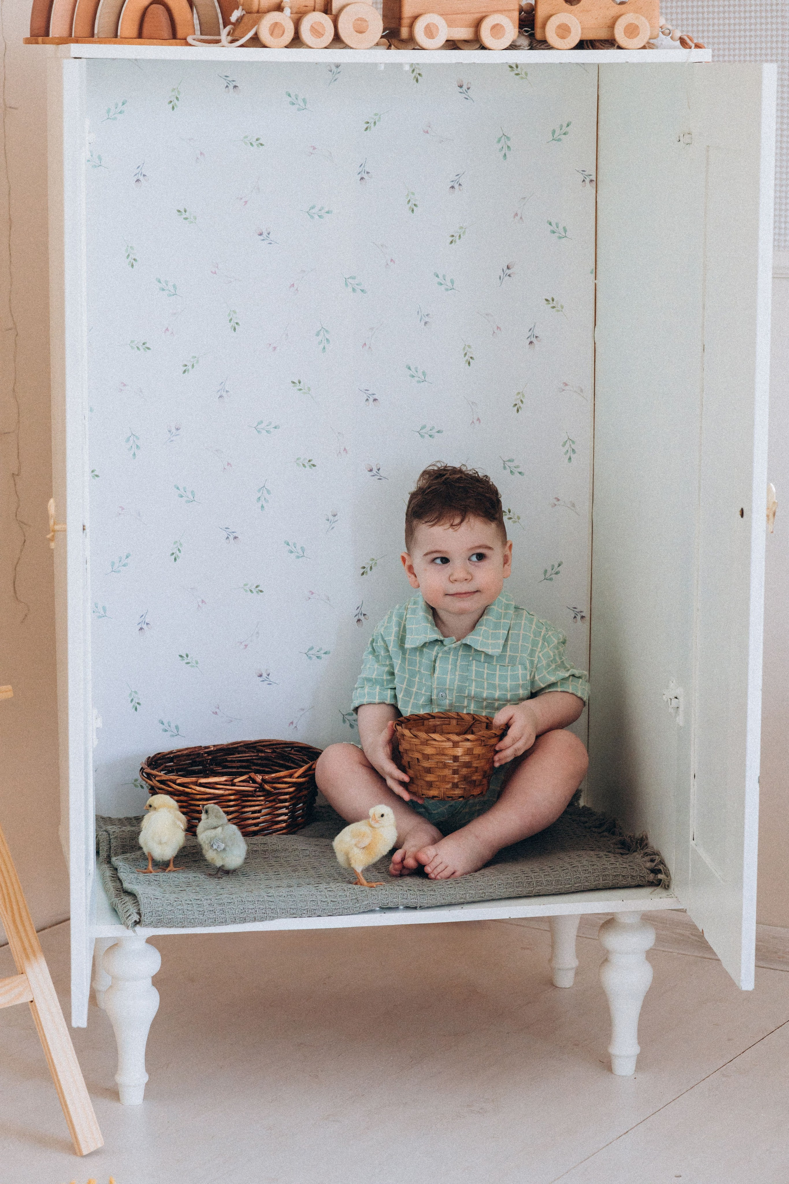 С цыплятами. Семейный фотограф Нижневартовск Тюмень Ефимова Ирина