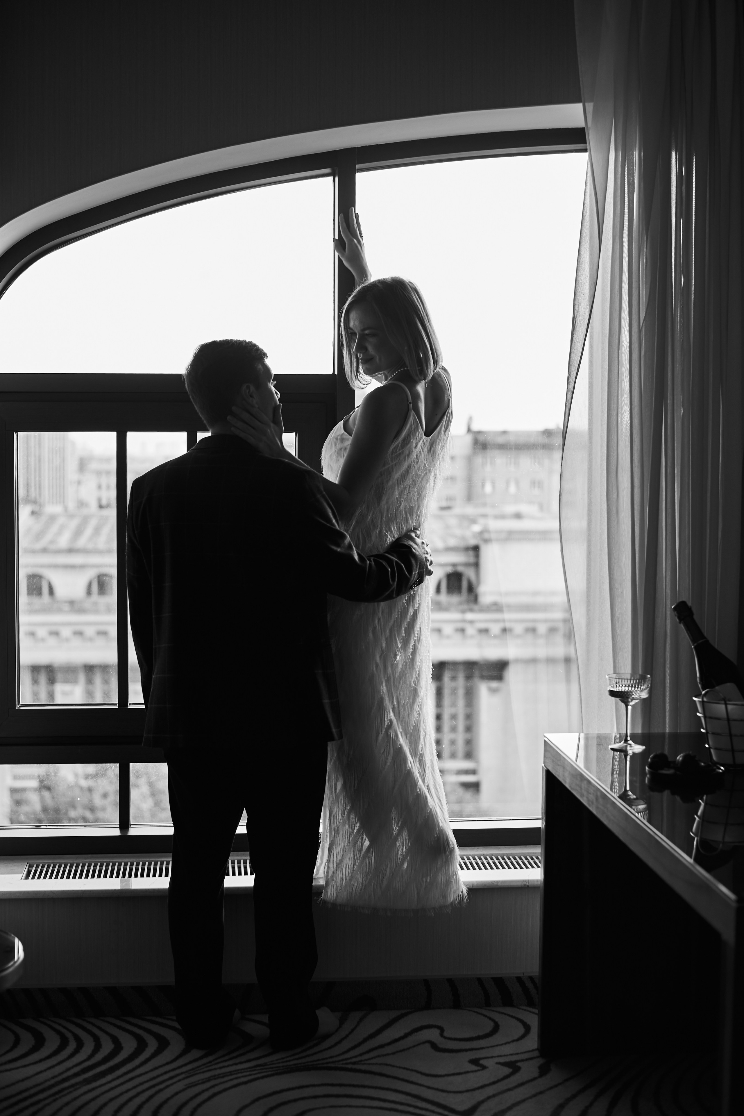 Семейная парная фотосессия в отеле лавстори. Фотограф Анастасия Малашенко, Новосибирск