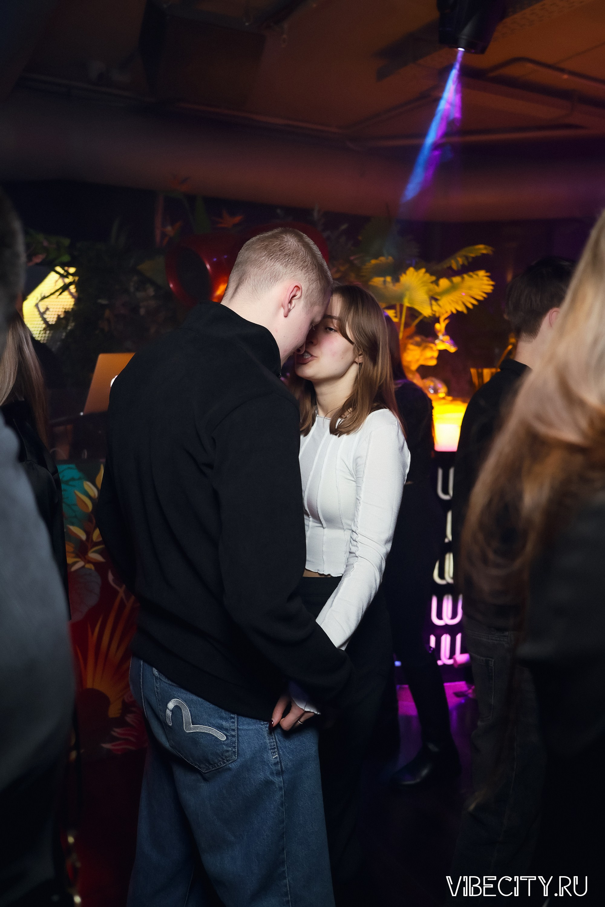 DOUBLE U. VIBECITY.RU Вайб Сити Ру Фоторепортажи Фотоотчеты Калининград