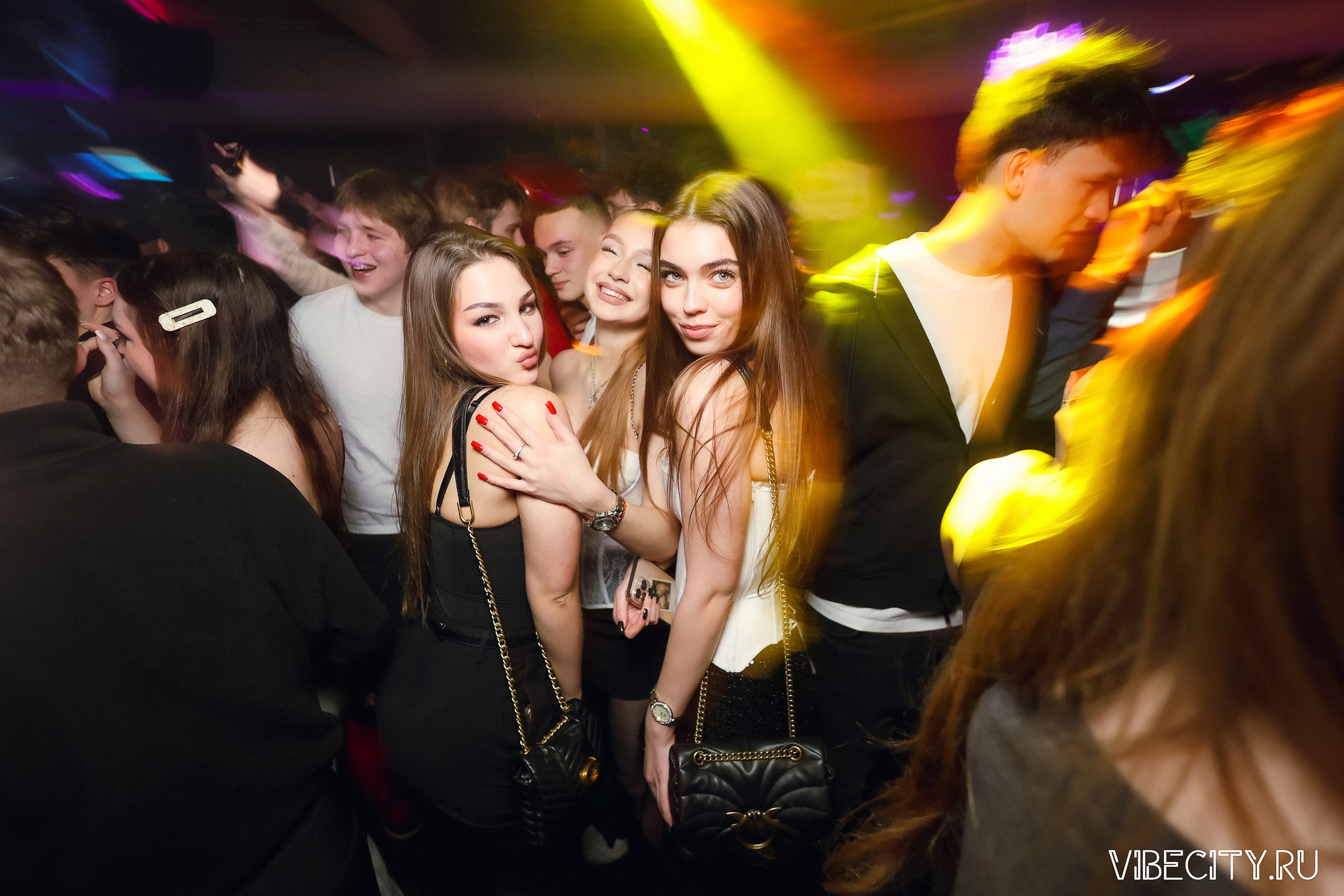 DOUBLE U. VIBECITY.RU Вайб Сити Ру Фоторепортажи Фотоотчеты Калининград