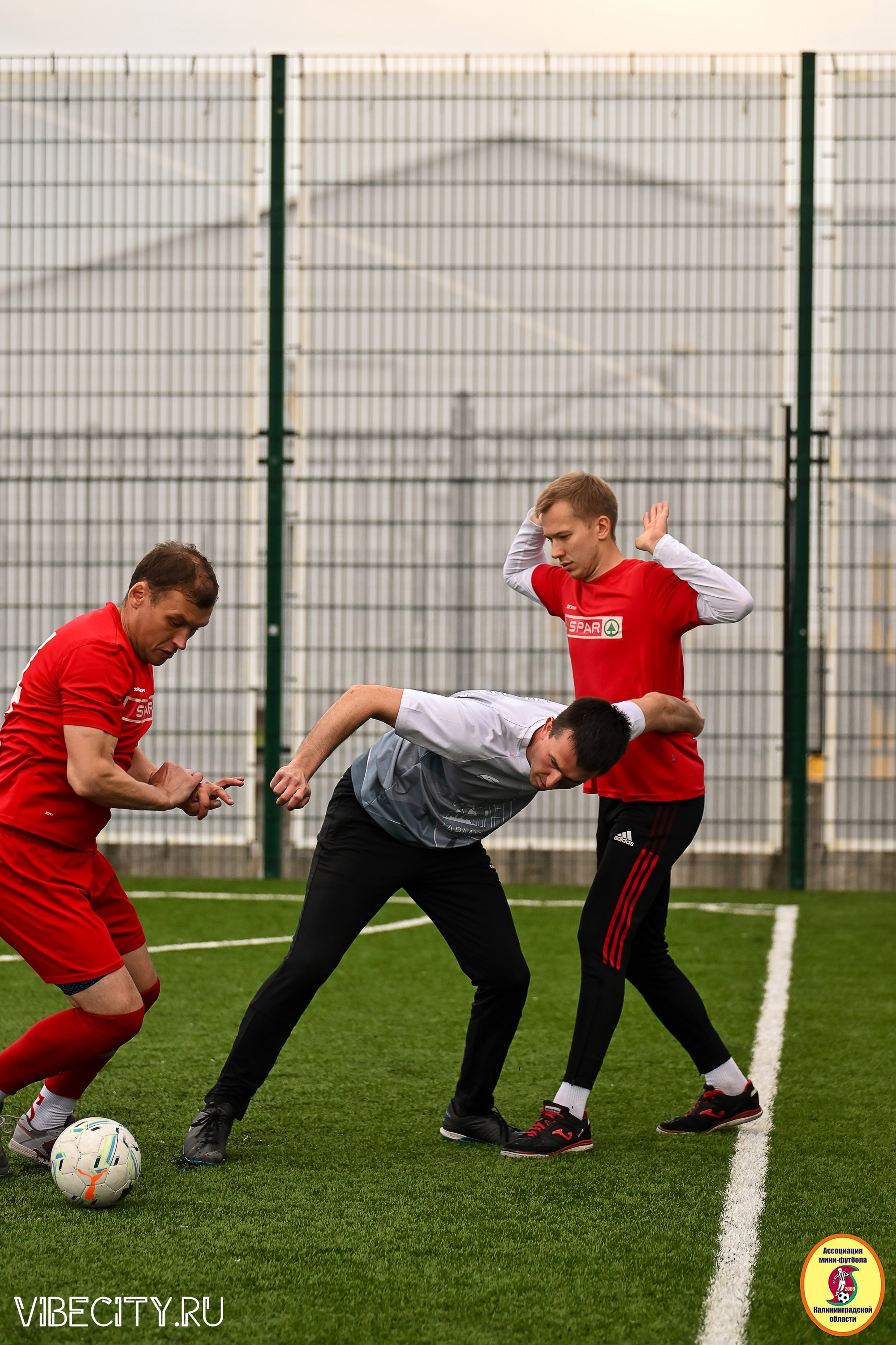 ИГРЫ МИНИ-ФУТБОЛЬНОЙ ЛИГИ. VIBECITY.RU Вайб Сити Ру Фоторепортажи Фотоотчеты Калининград