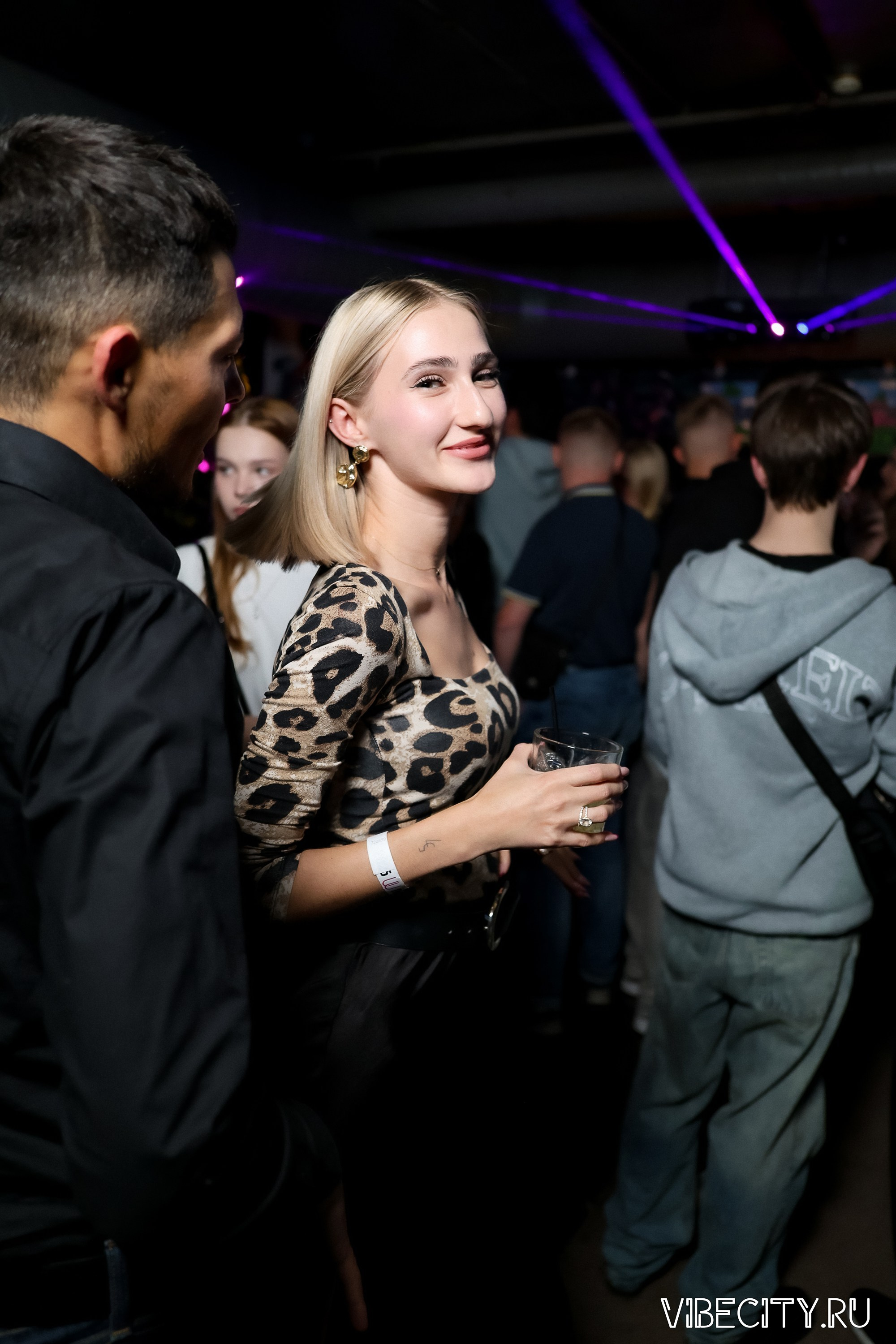 DOUBLE U. VIBECITY.RU Вайб Сити Ру Фоторепортажи Фотоотчеты Калининград