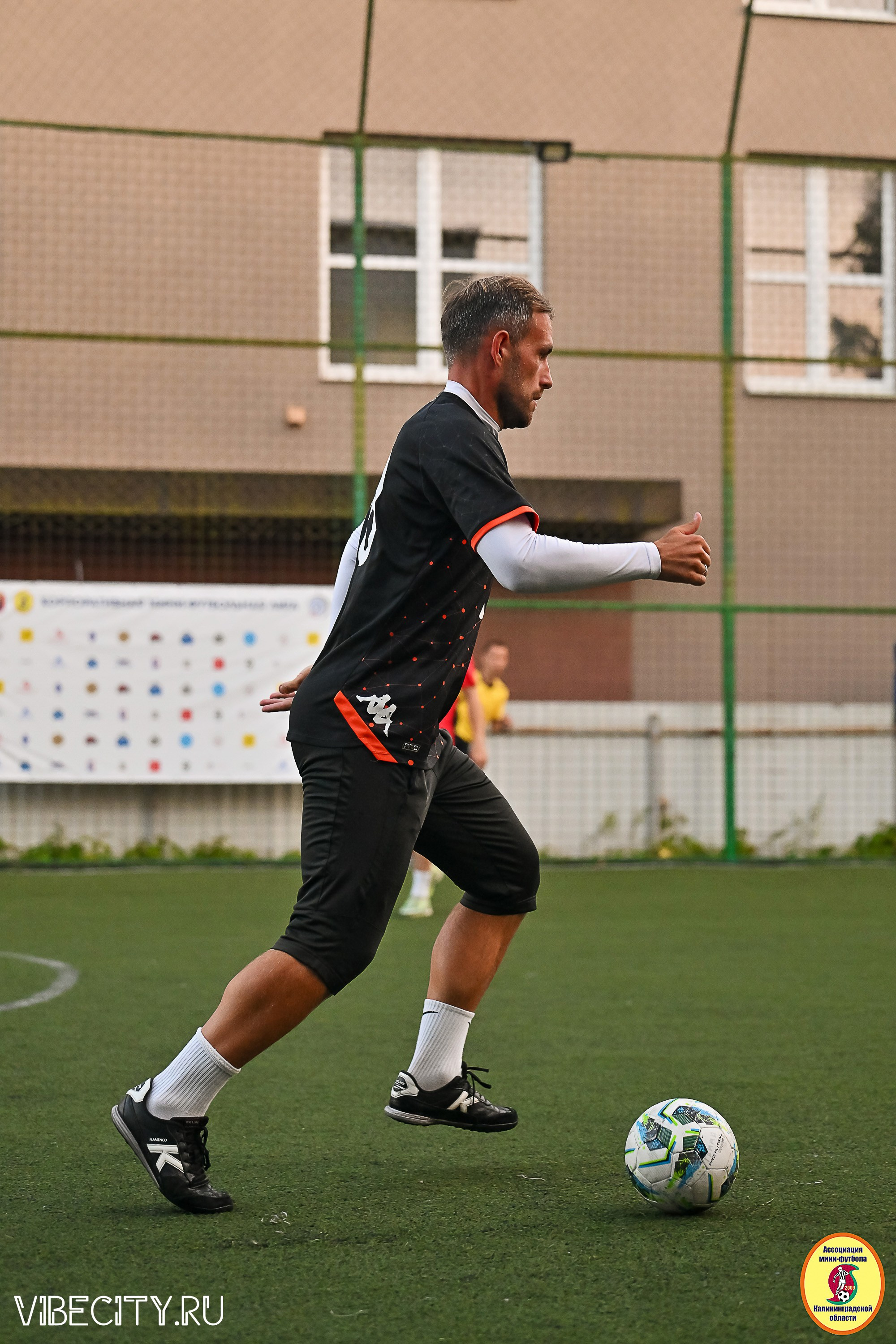 ИГРЫ ПЛЕЙ-ОФФ ПЕРВОГО ДИВИЗИОНА МИНИ-ФУТБОЛЬНОЙ ЛИГИ. VIBECITY.RU Вайб Сити Ру Фоторепортажи Фотоотчеты Калининград