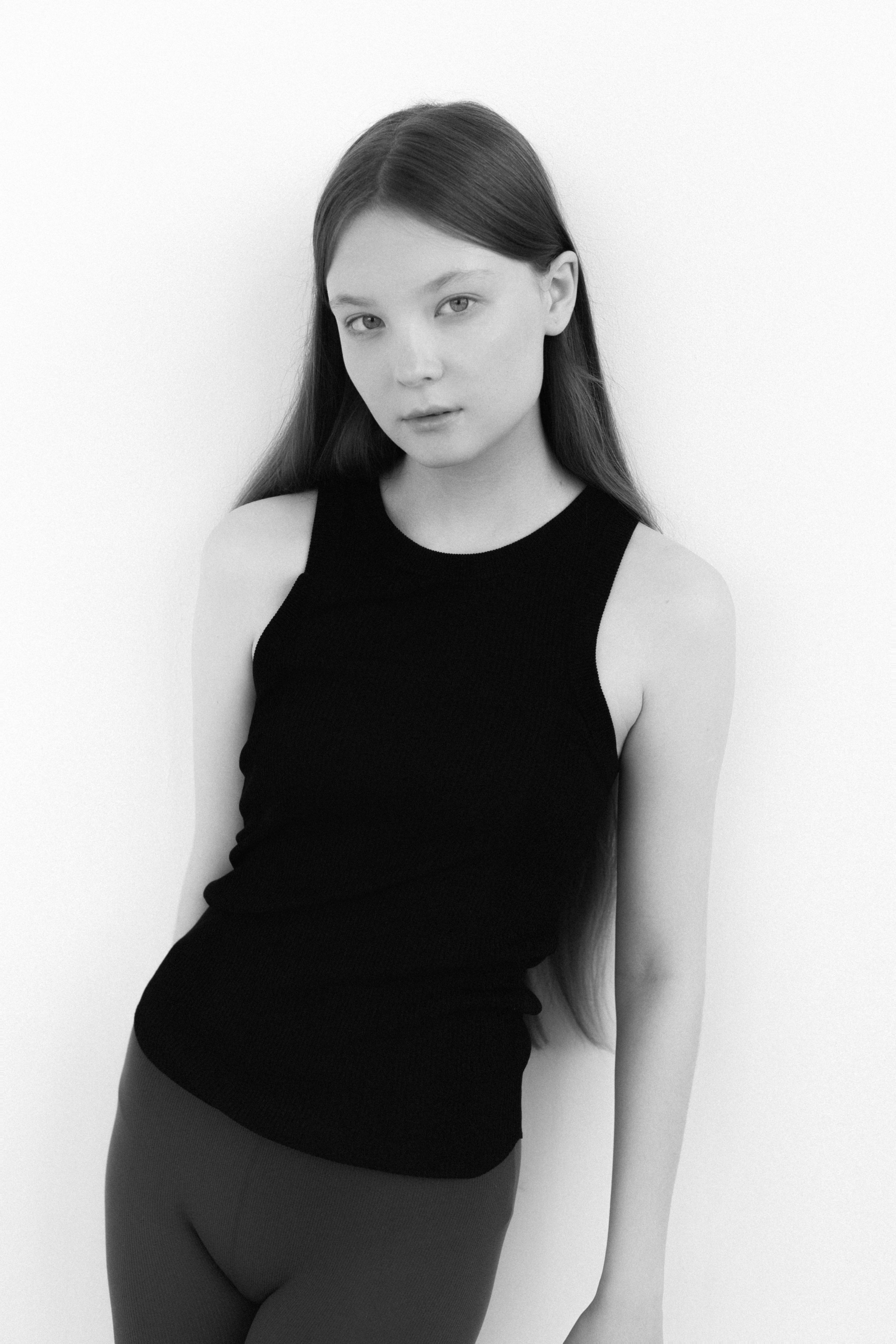 Dari. Modeling agency TM MODELS