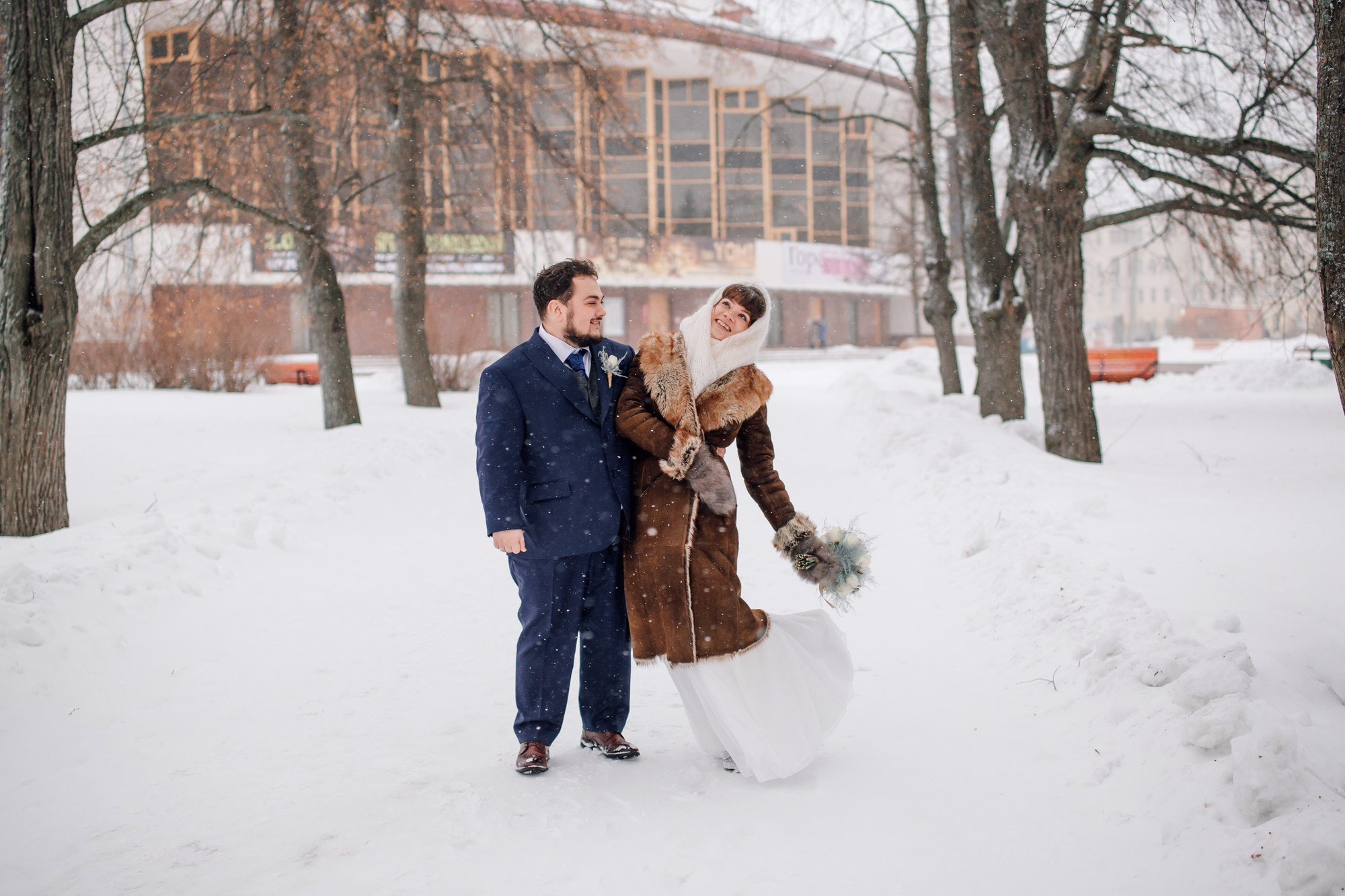 Свадебная съемка зимой. Свадебный фотограф в Архангельске и Северодвинске
