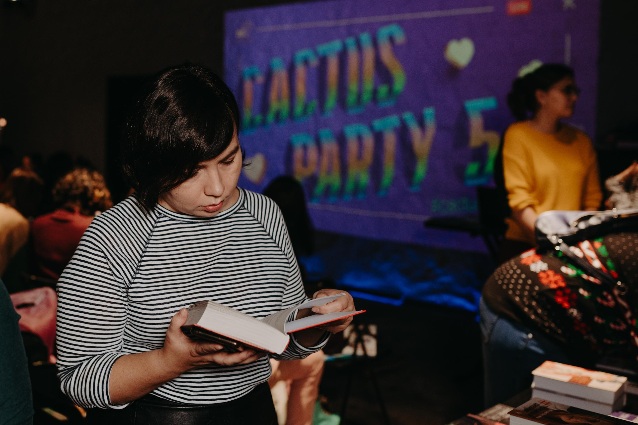 Издательство АСТ. Фотограф в Москве Илья Максимов