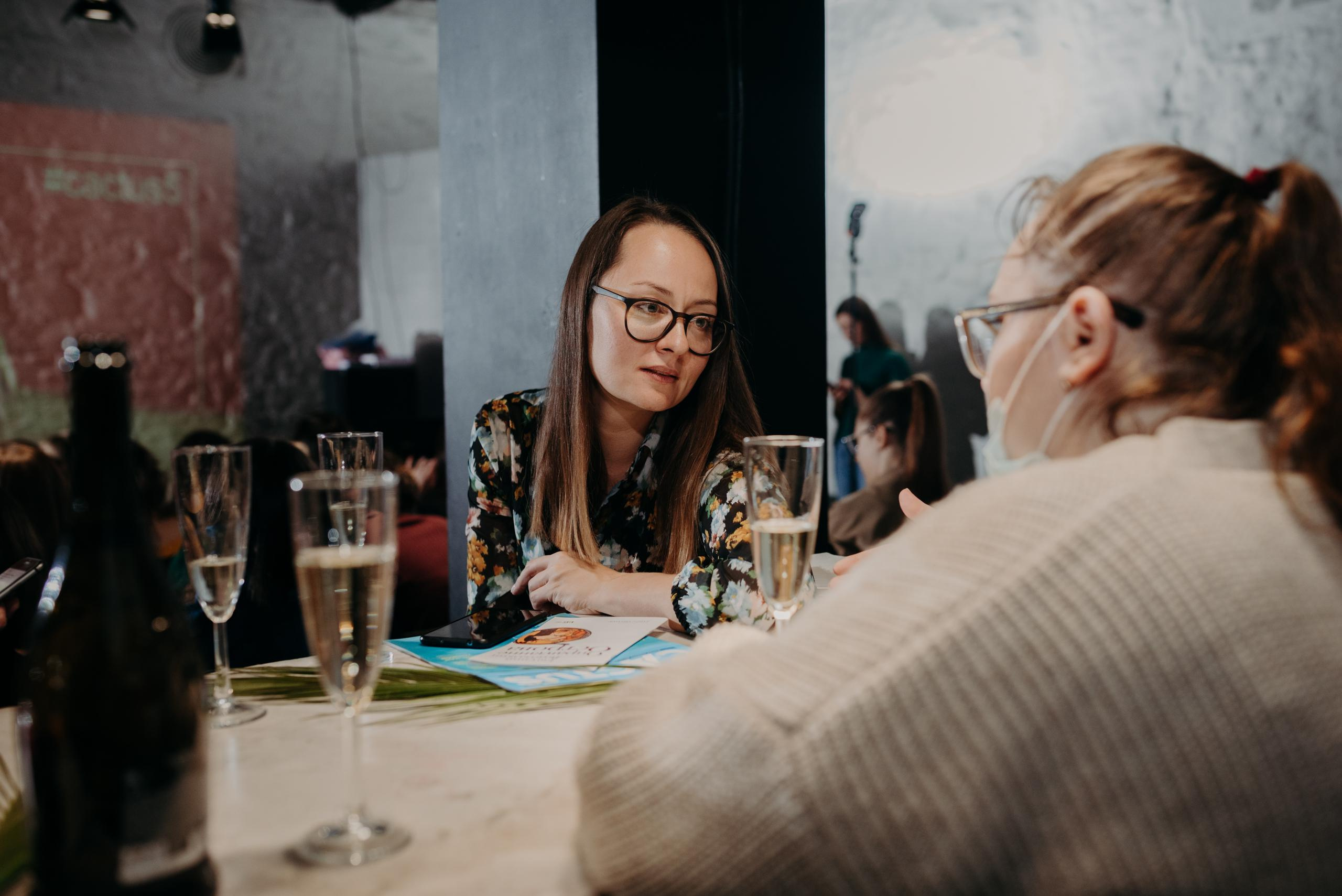 Издательство АСТ. Фотограф в Москве Илья Максимов