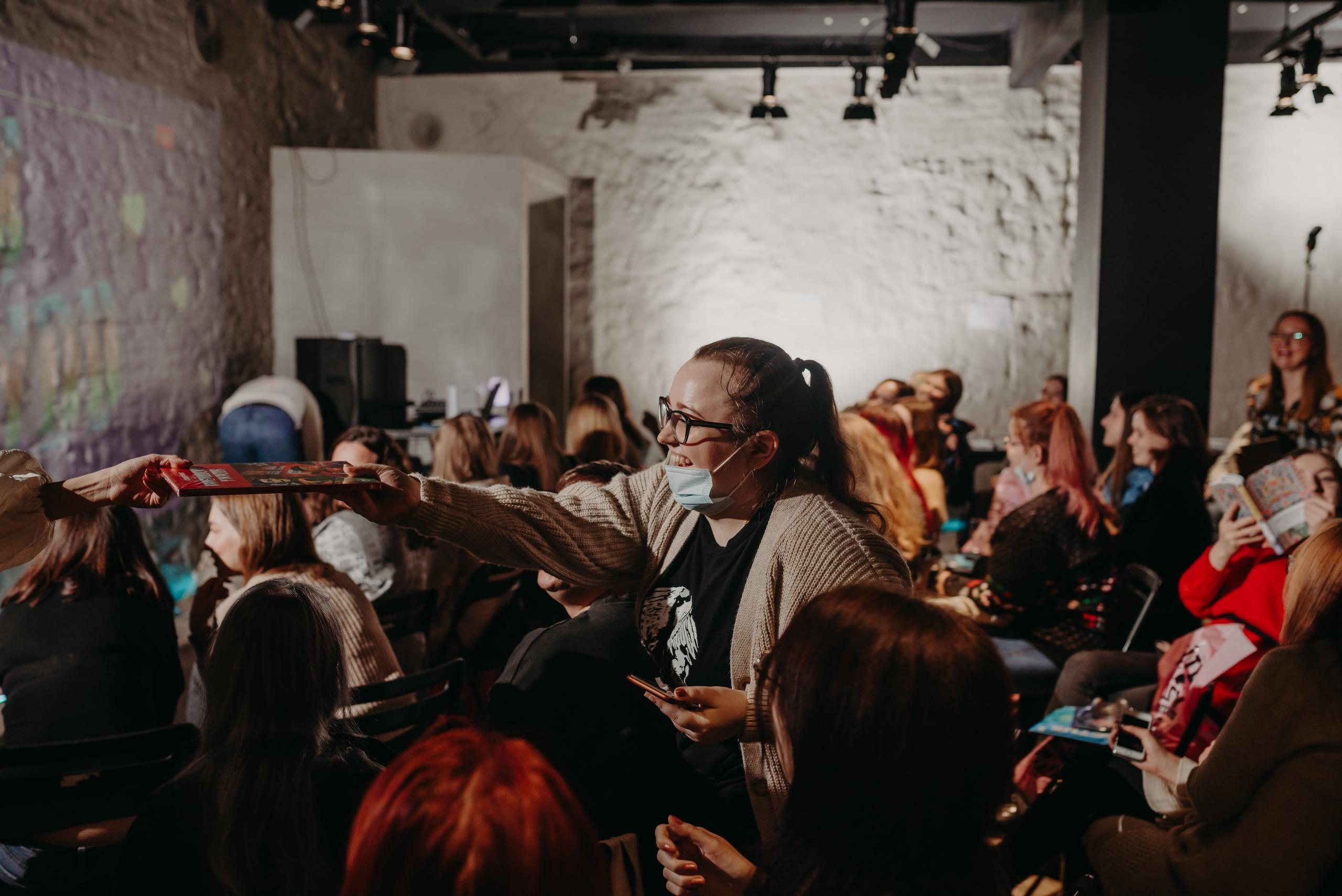 Издательство АСТ. Фотограф в Москве Илья Максимов