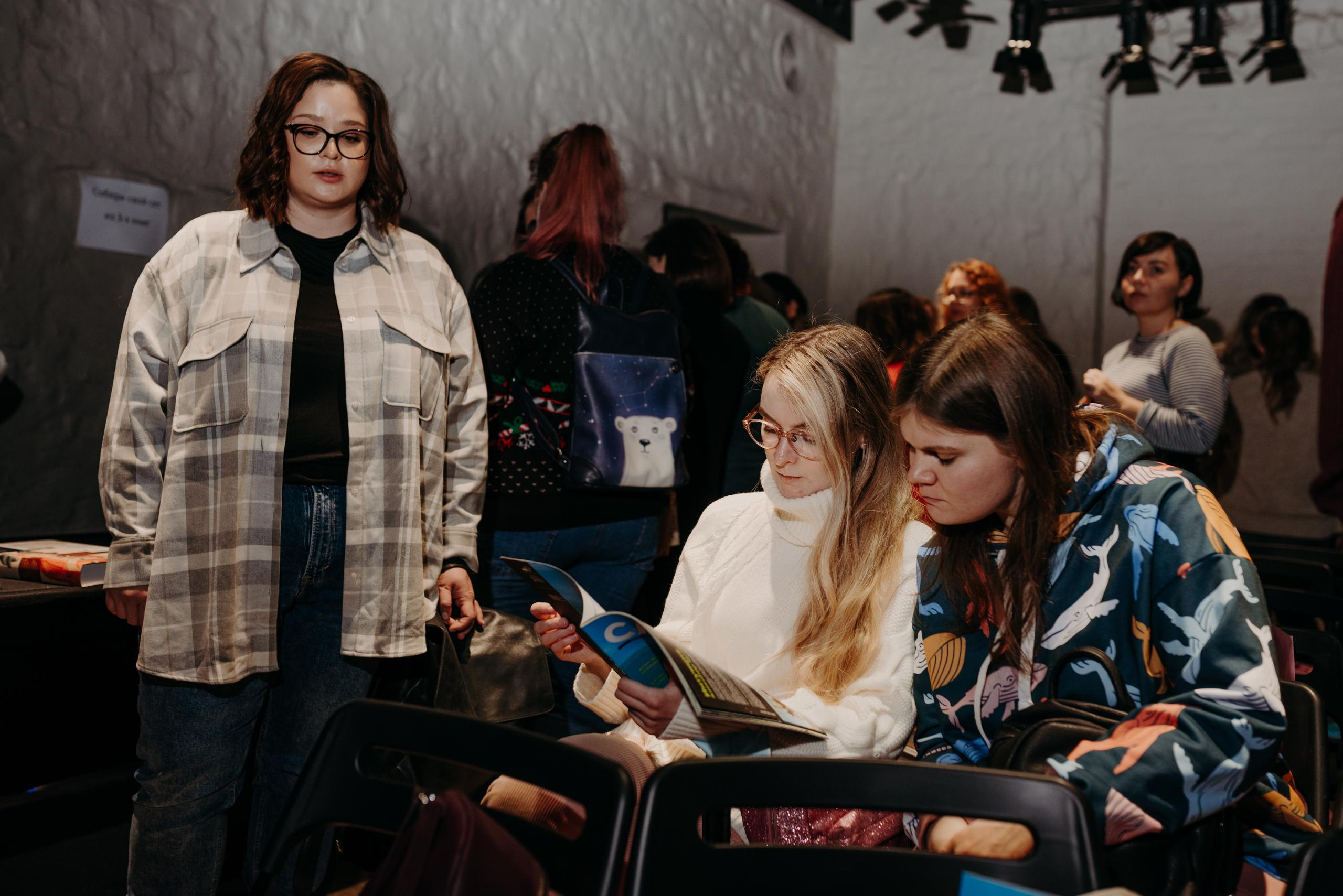 Издательство АСТ. Фотограф в Москве Илья Максимов