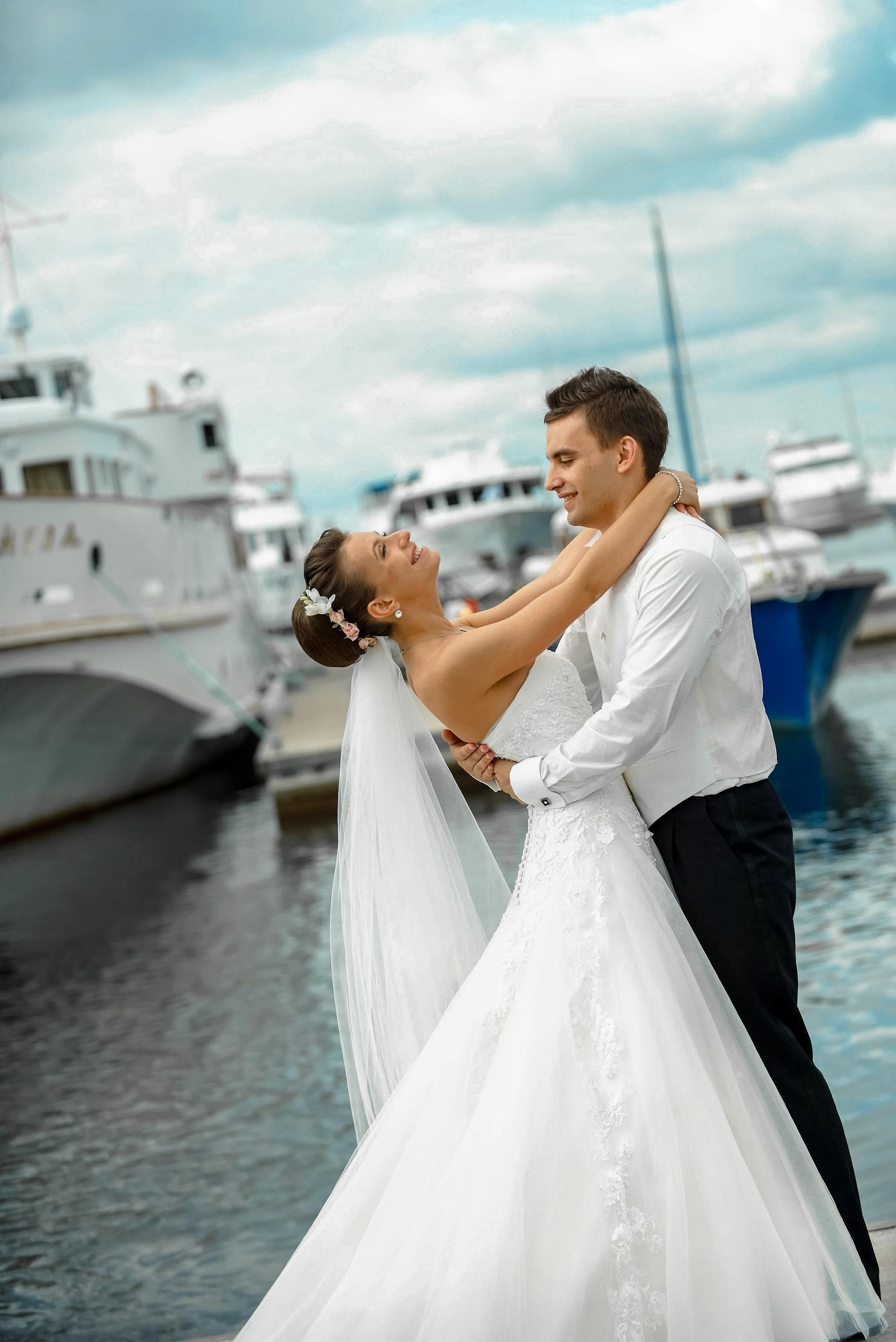 Маргарита и Алексей (выездная регистрация, фотосессия на Финском заливе, в яхт-клубе на закате). Портретный, семейный и свадебный фотограф в Санкт-Петербурге и в Пушкине Ширяев Денис