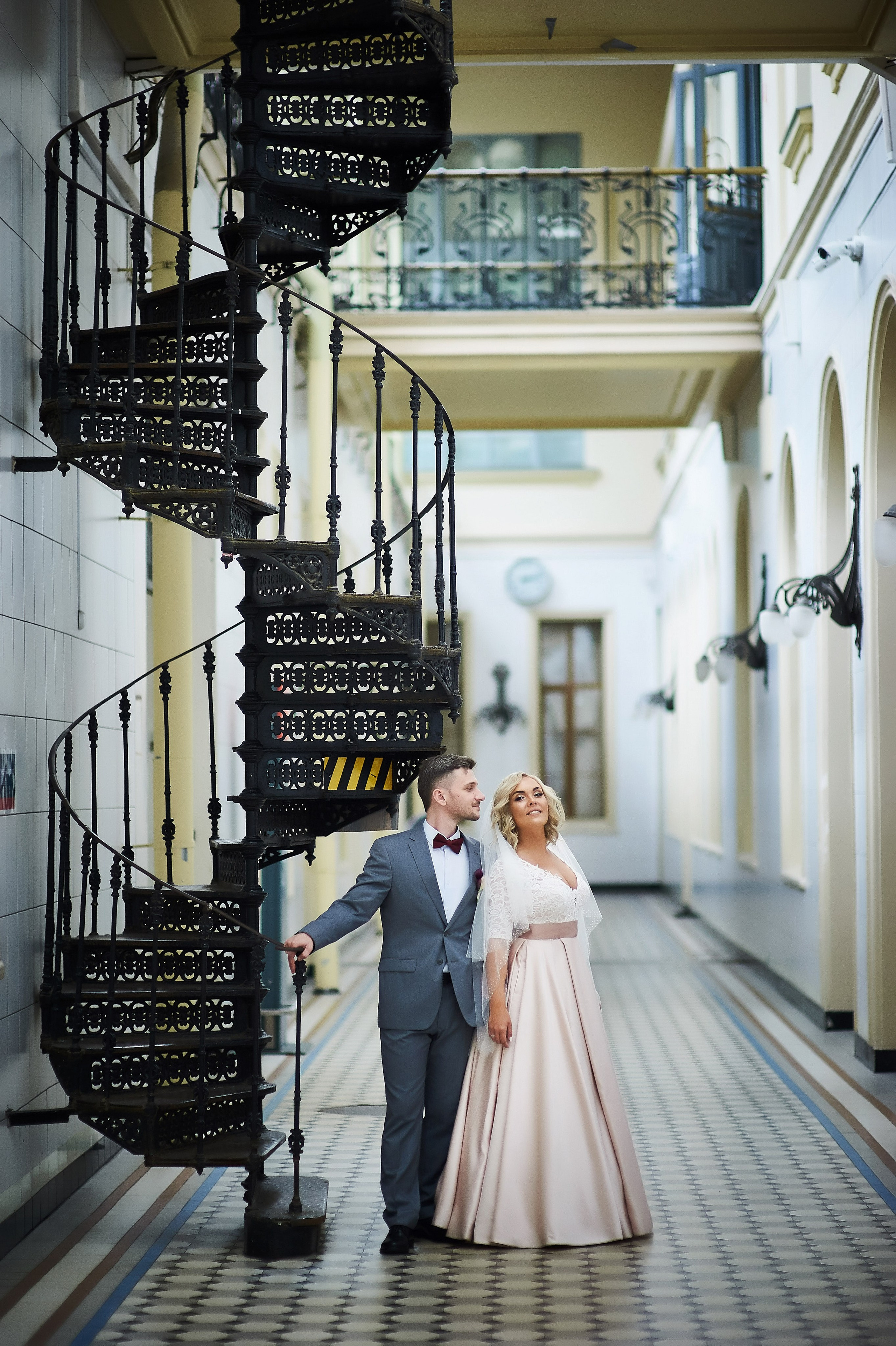 Марта и Анатолий (фотосессия на Витебском вокзале). Портретный, семейный и свадебный фотограф в Санкт-Петербурге и в Пушкине Ширяев Денис